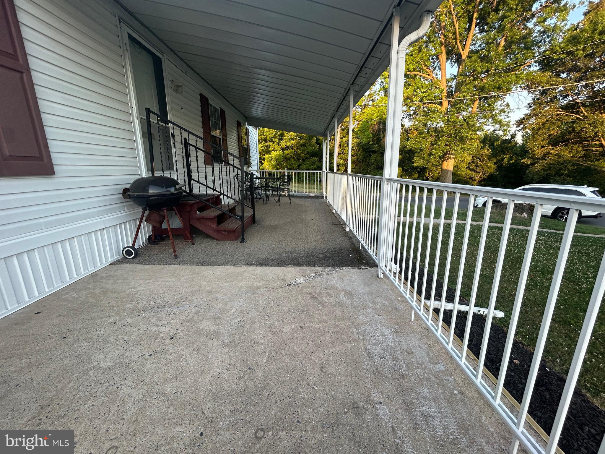 PALMDALE MOBILE HOME PARK - Residential