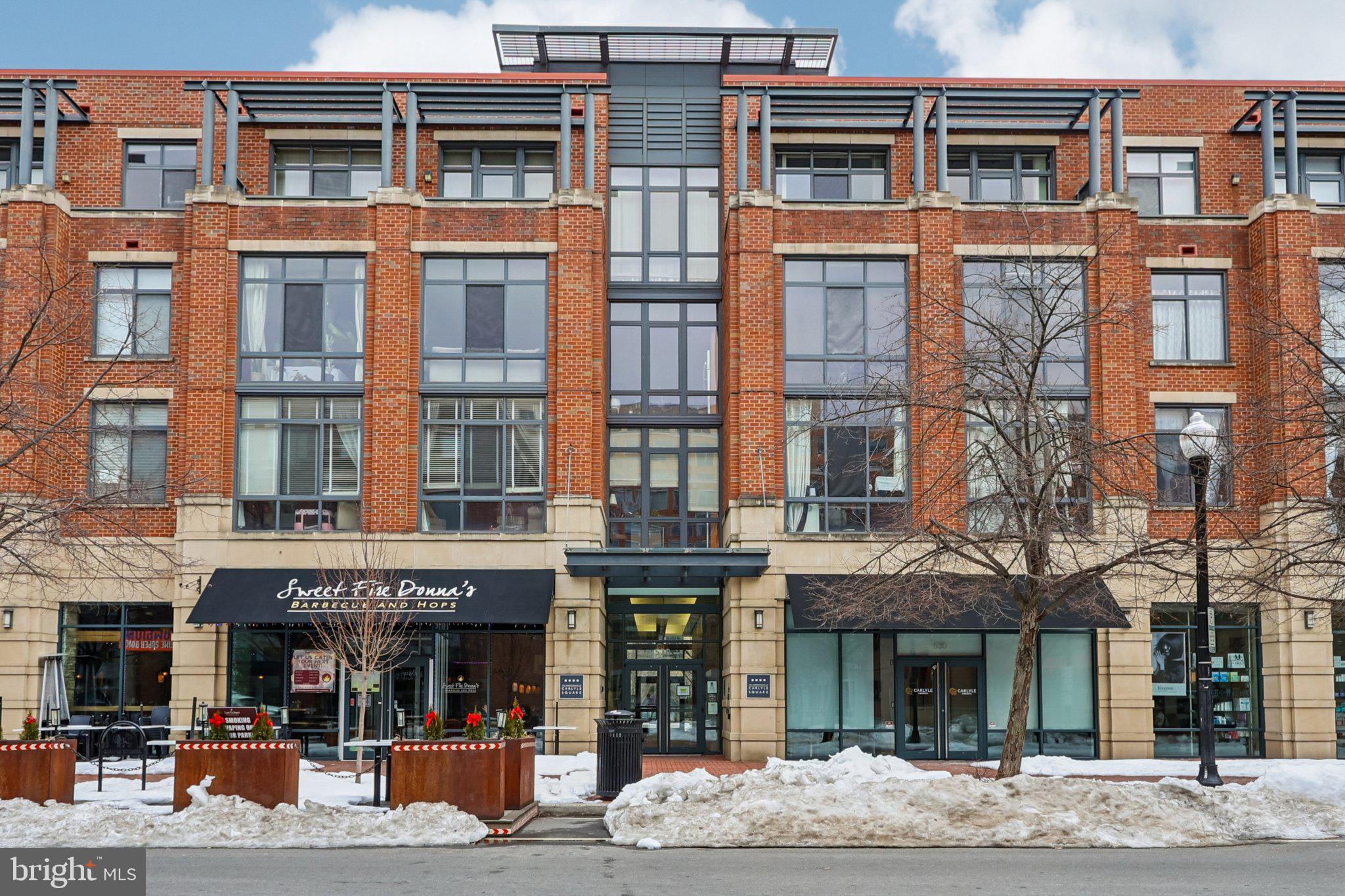 520 JOHN CARLYLE STREET 432