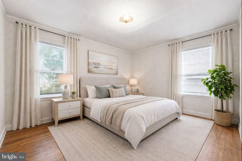 BURNT MILLS GAR-VILL - Residential