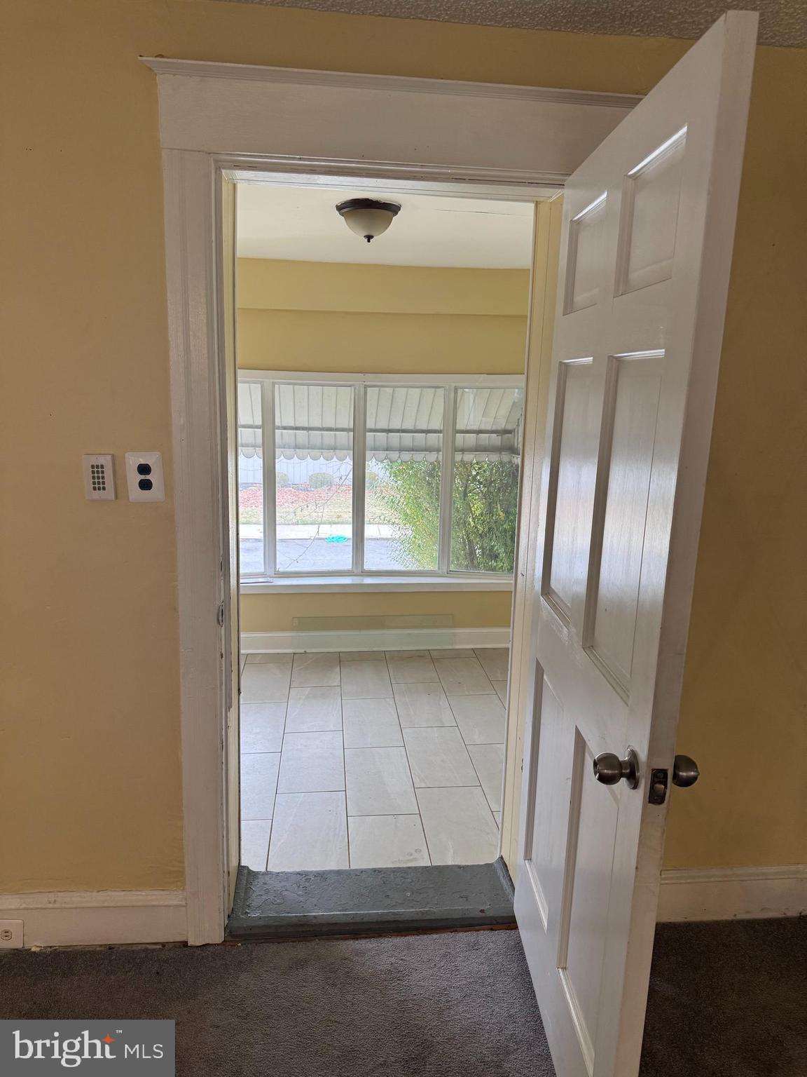 YEADON - Residential