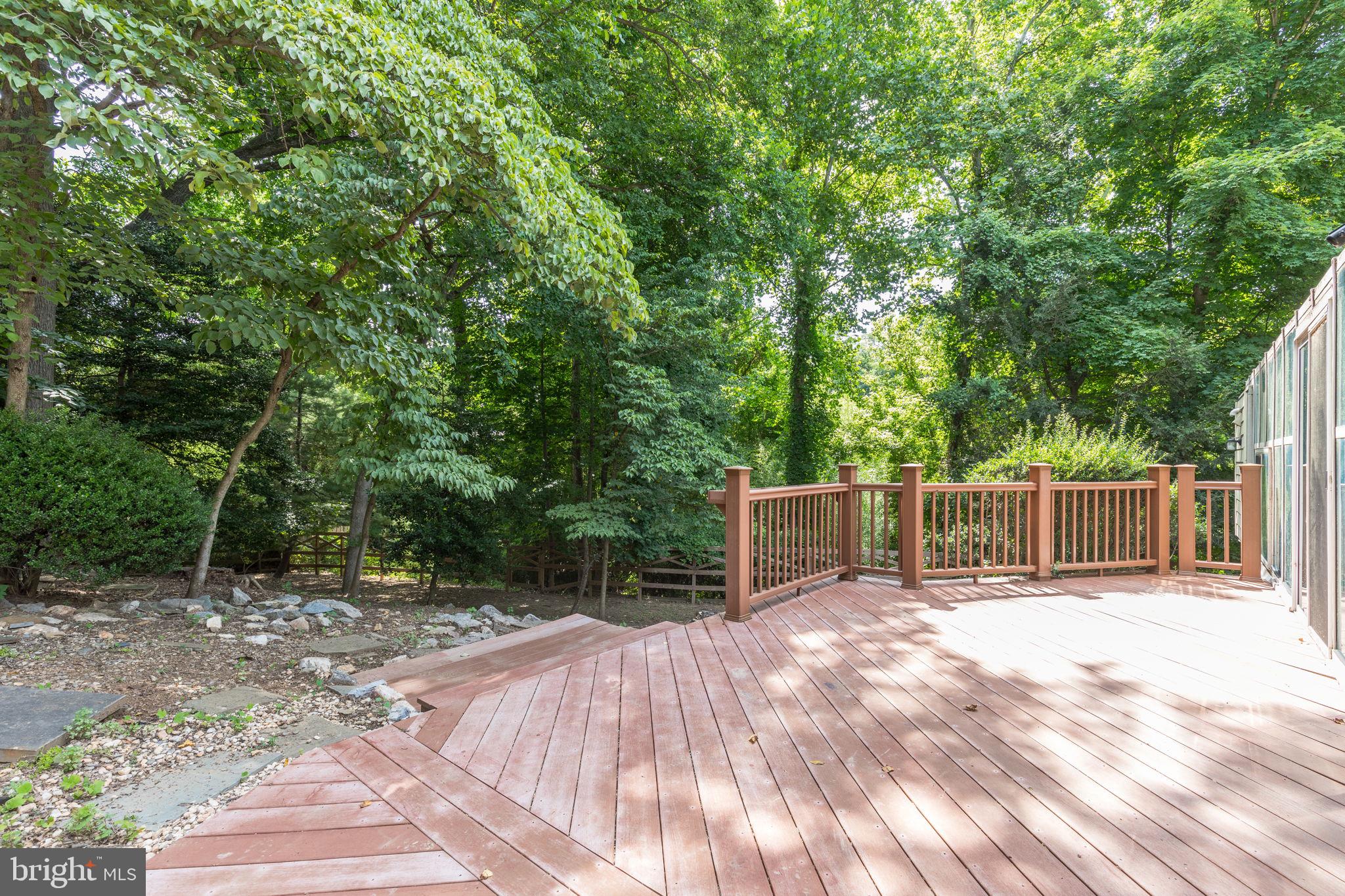 BURNING TREE ESTATES - Residential