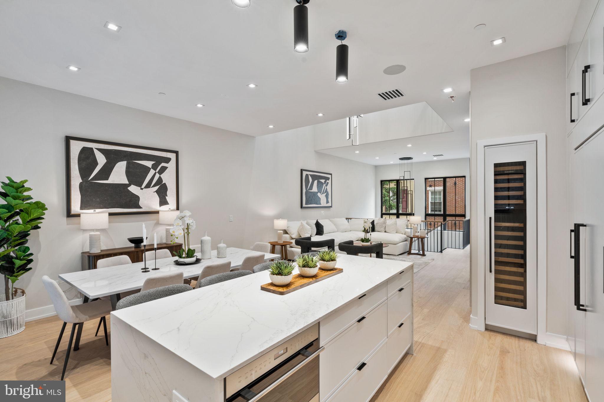 RITTENHOUSE SQUARE - Residential