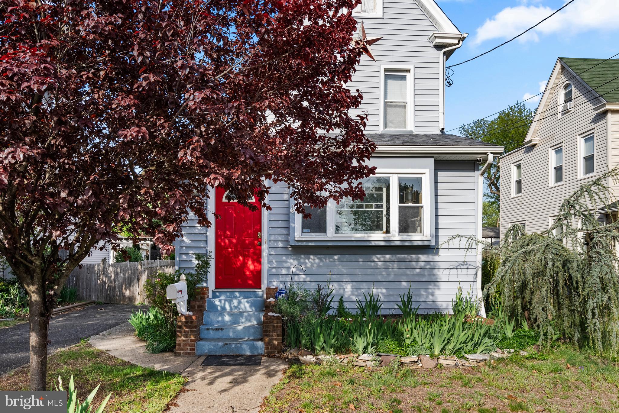 223 DELAWARE AVENUE