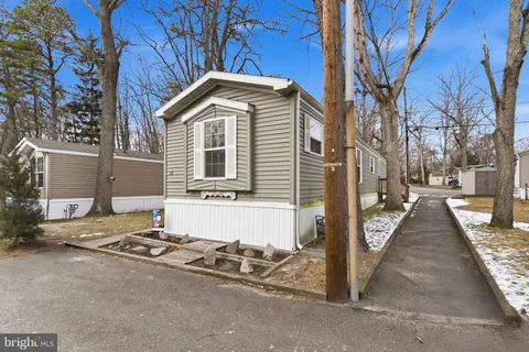 12 Lace Bark Lane, Jackson, NJ MLS: NJOC2039524