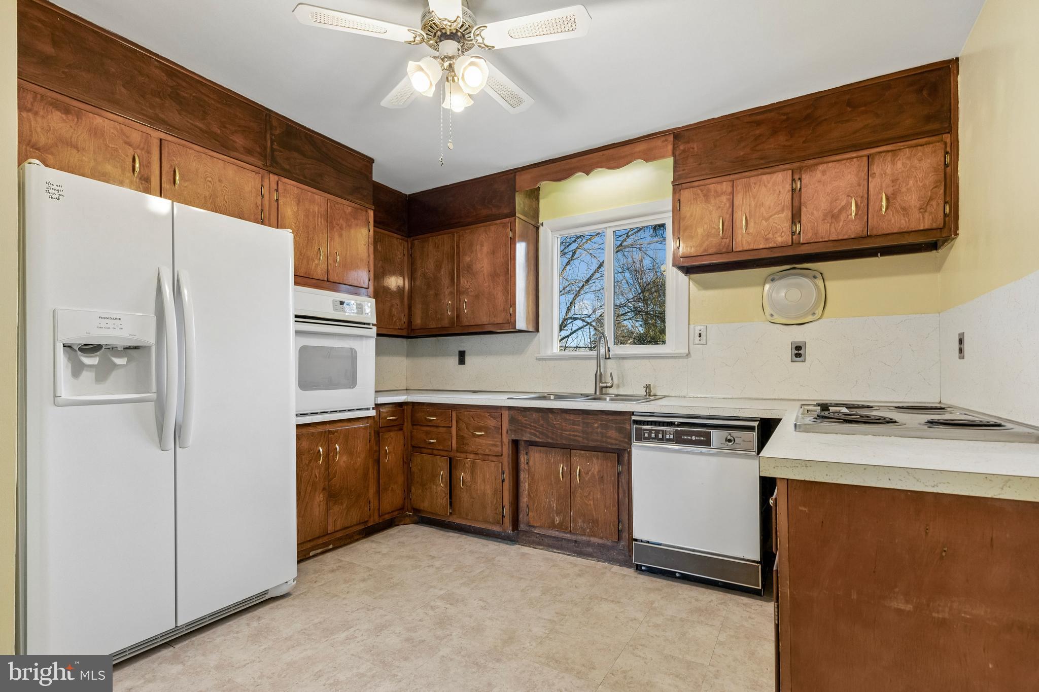 CANTERBURY PARK - Residential