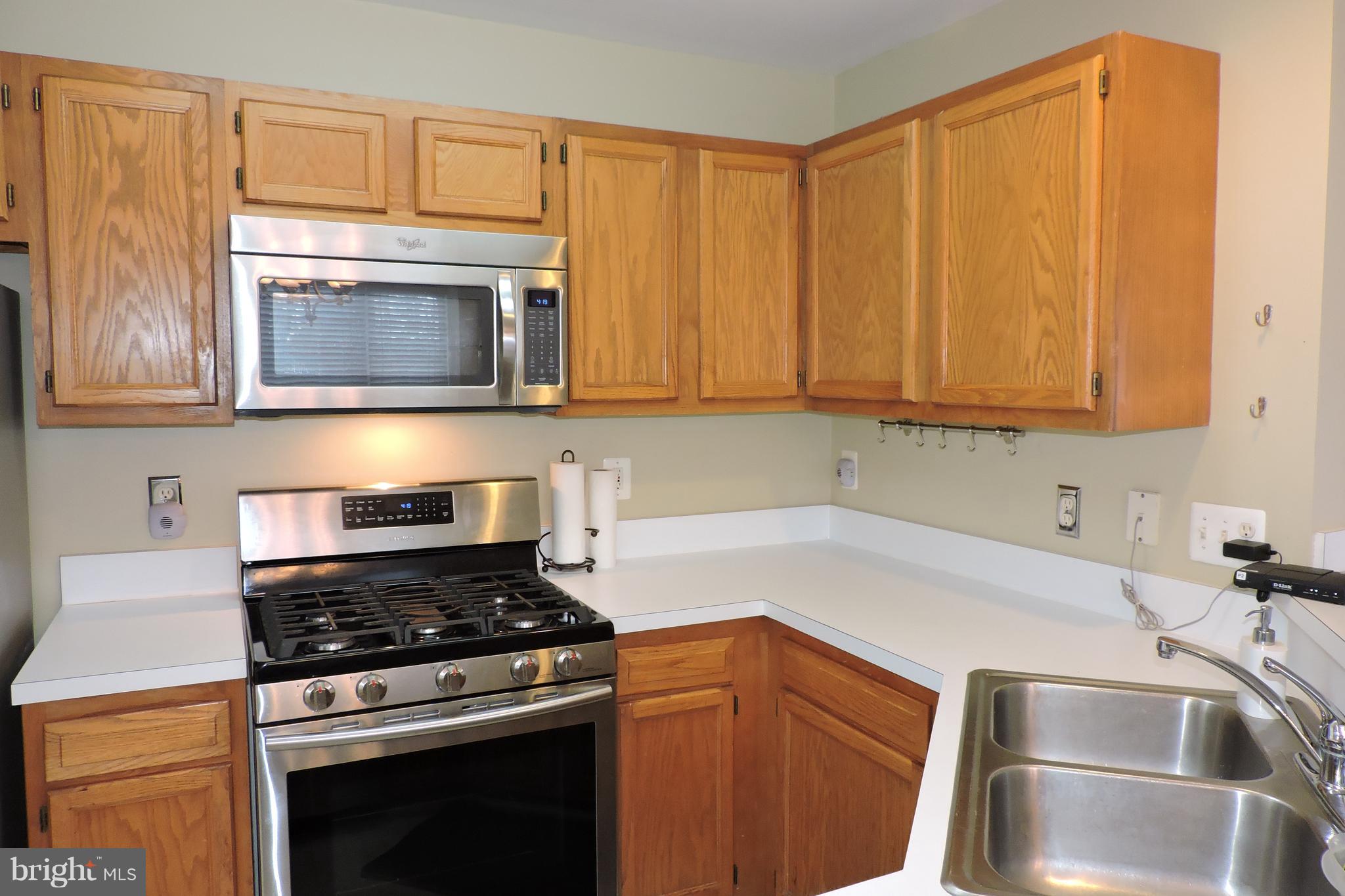 LAKE RIDGE POINTE CONDO - Residential