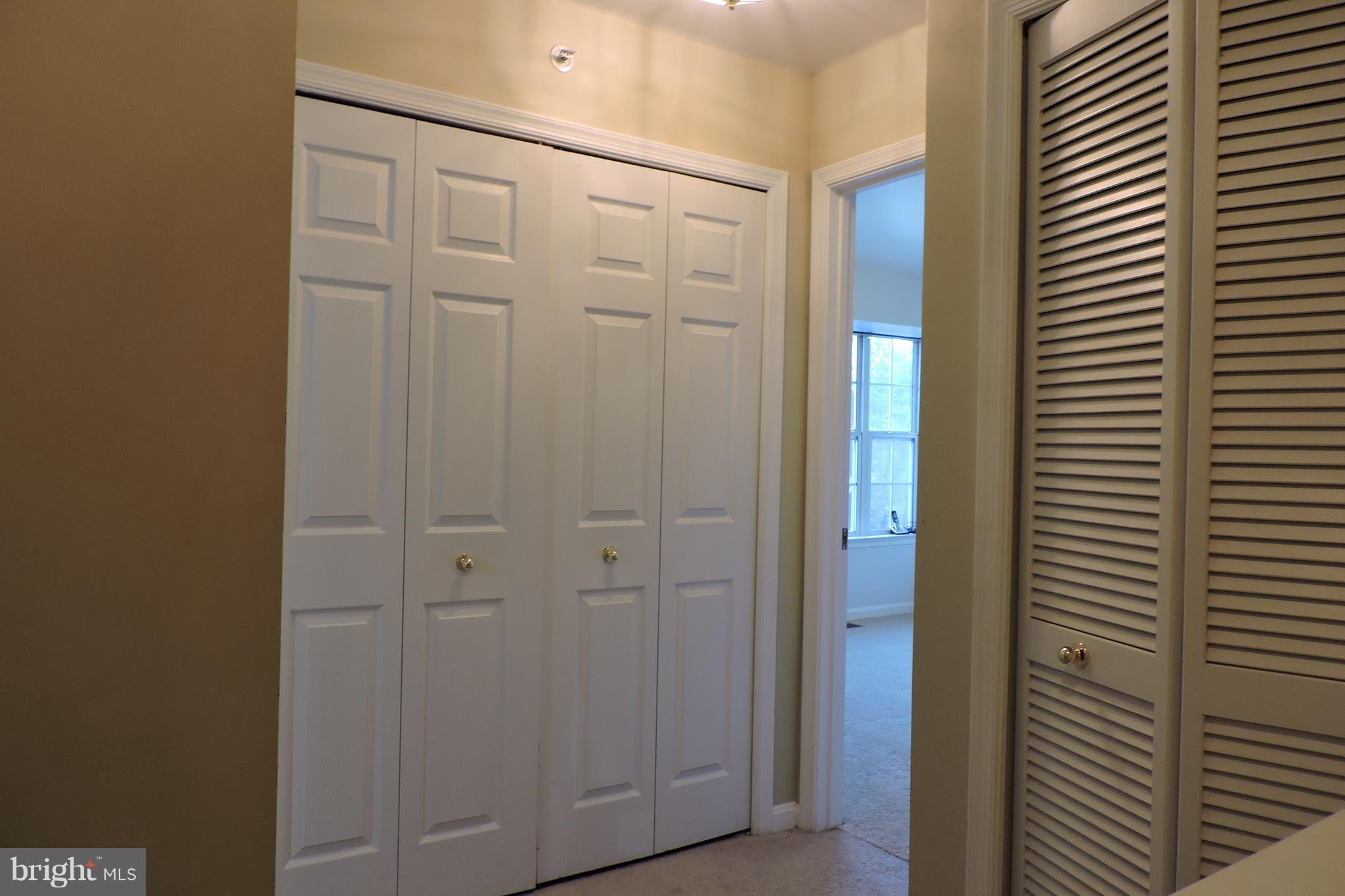 LAKE RIDGE POINTE CONDO - Residential