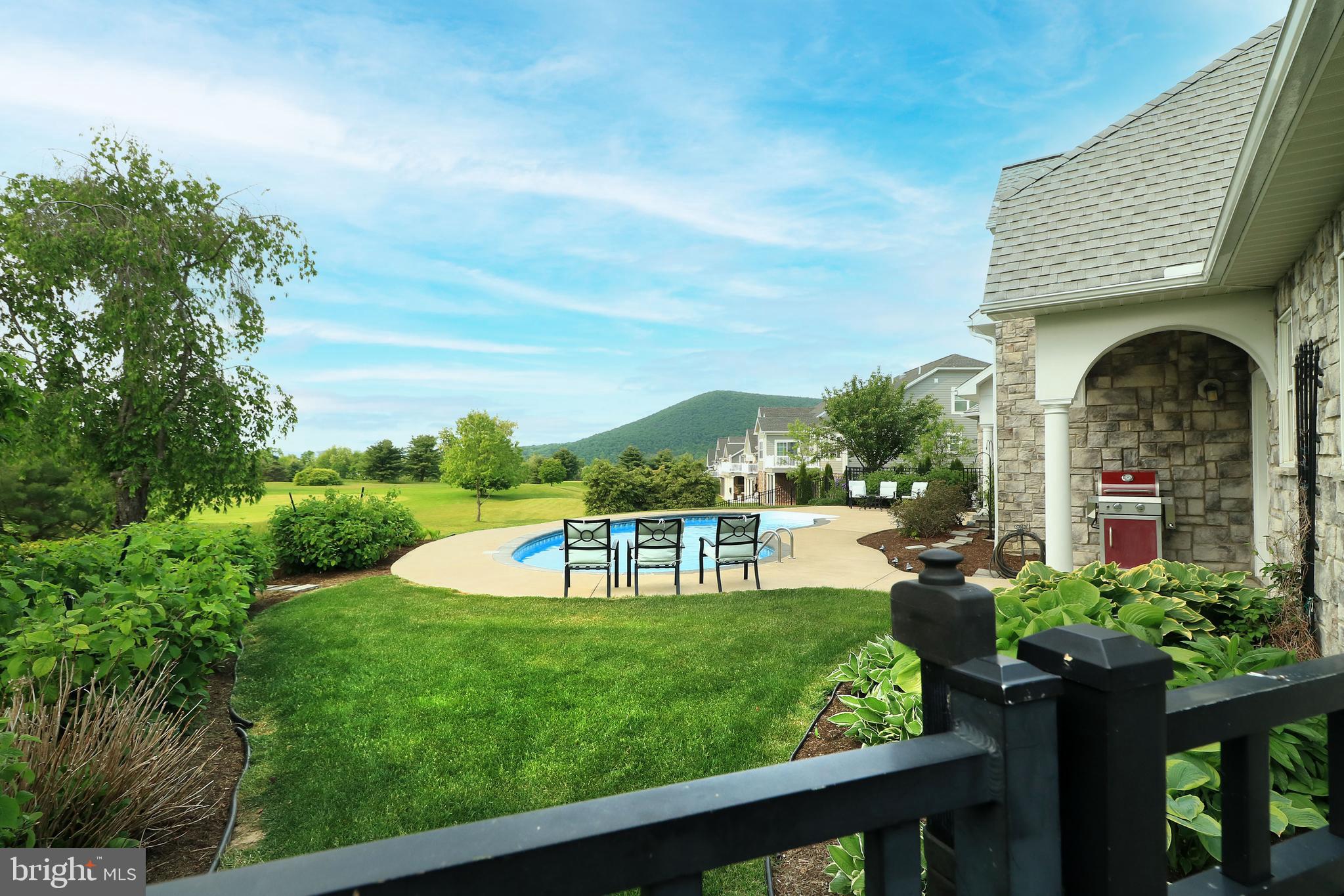 CANTERBURY CROSSING - Residential