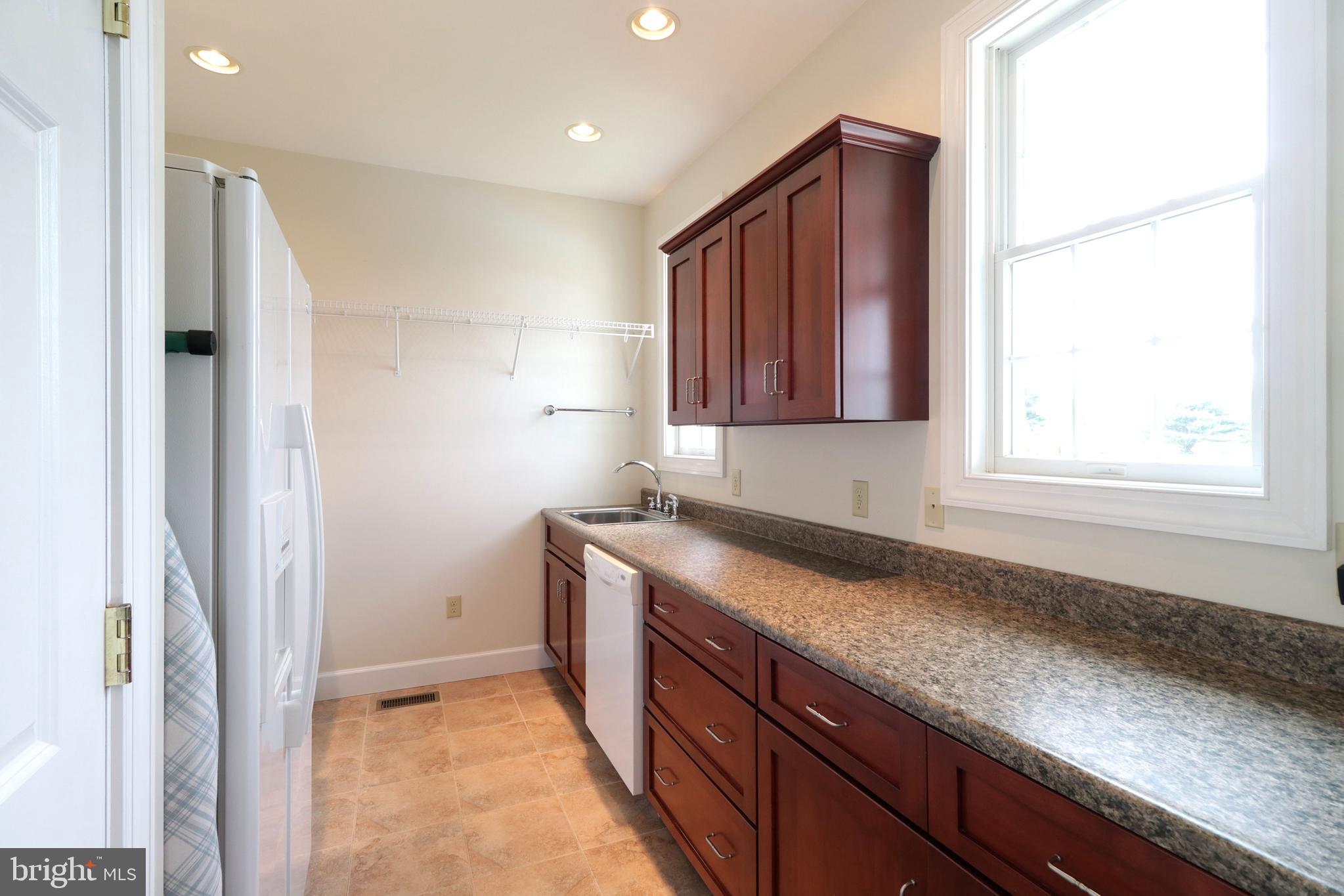 CANTERBURY CROSSING - Residential