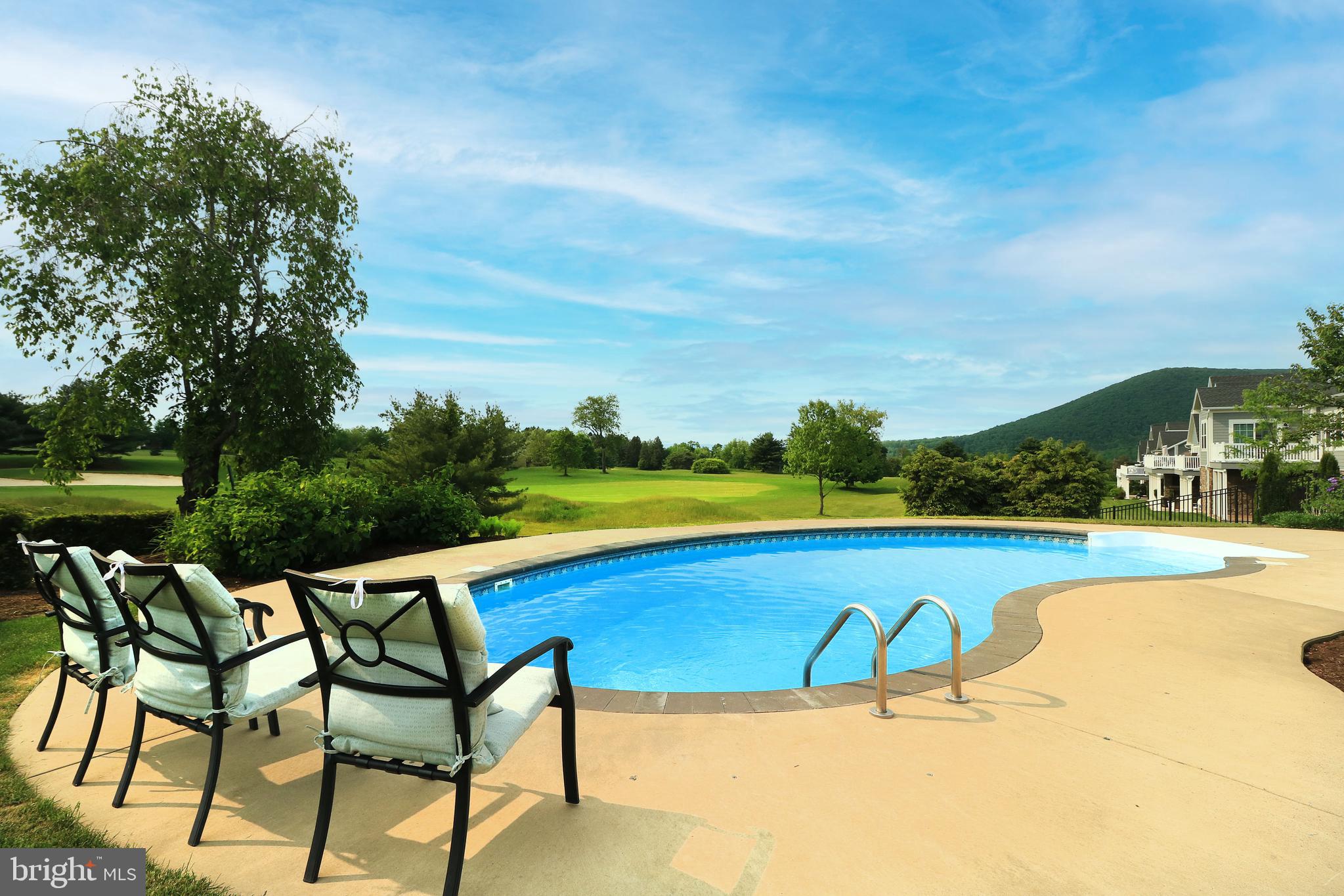 CANTERBURY CROSSING - Residential