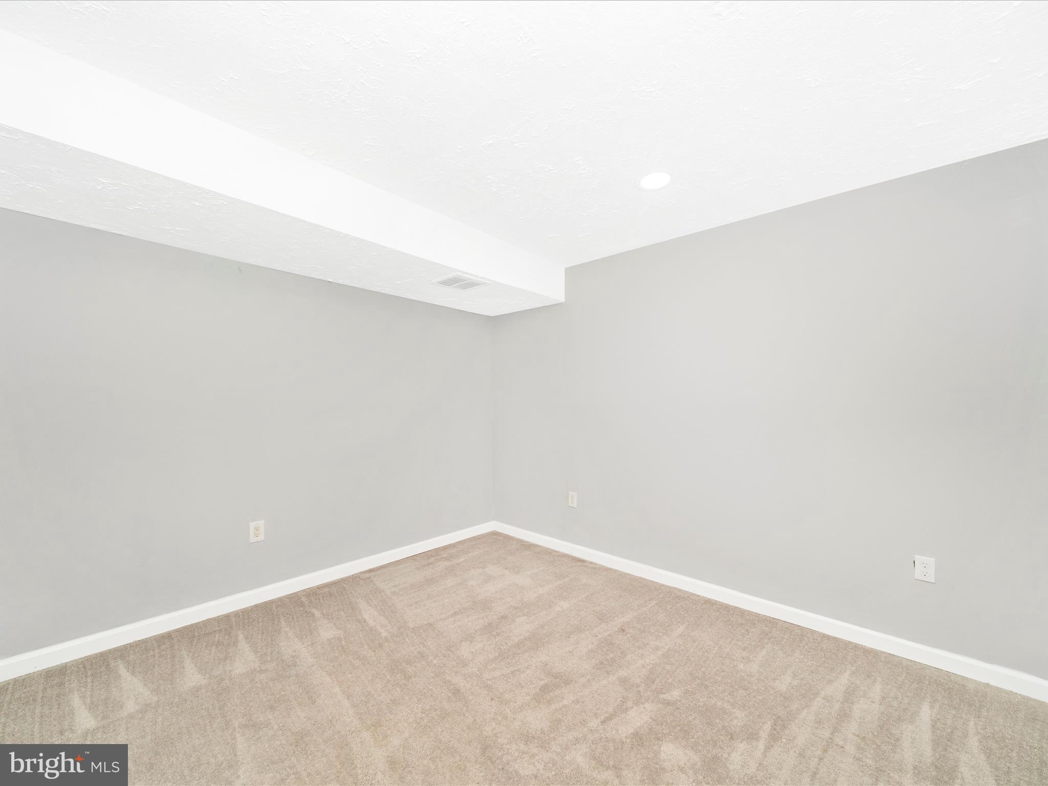 VILLAGE OF OAK GROVE - Residential