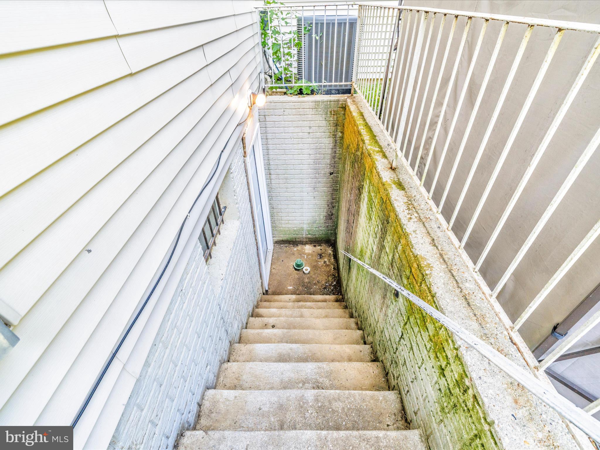 VILLAGE OF OAK GROVE - Residential