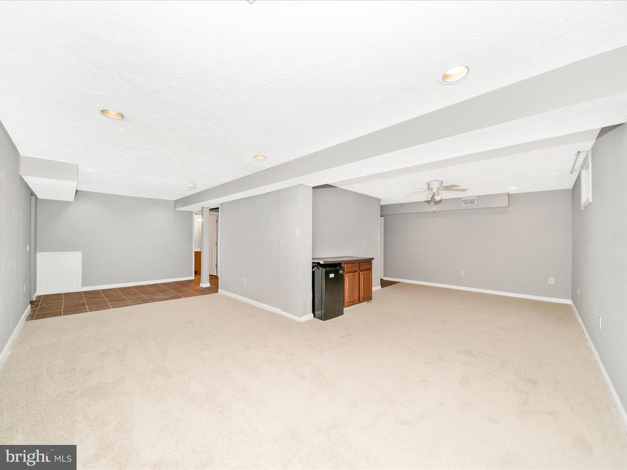 VILLAGE OF OAK GROVE - Residential