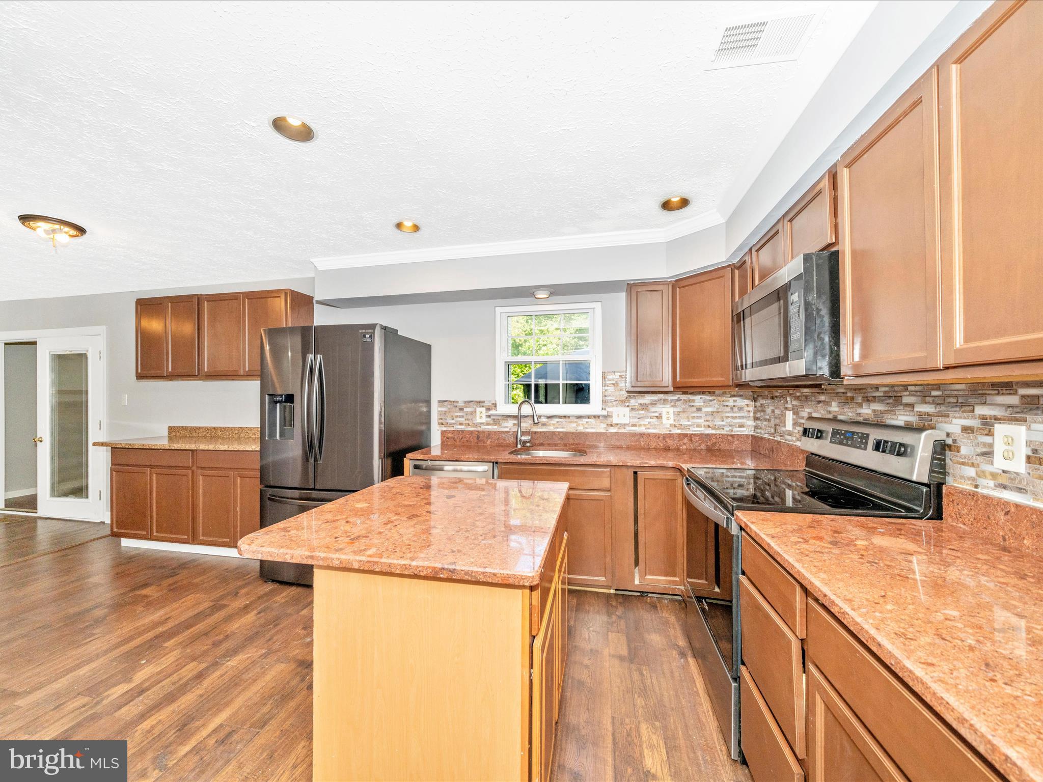 VILLAGE OF OAK GROVE - Residential