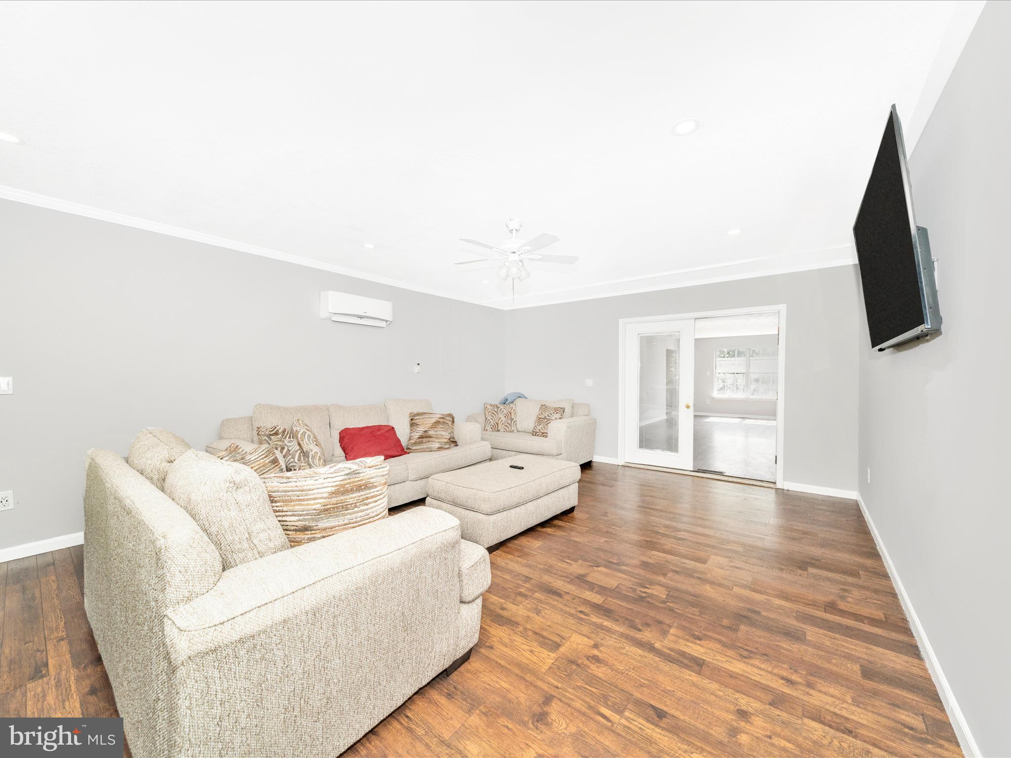 VILLAGE OF OAK GROVE - Residential