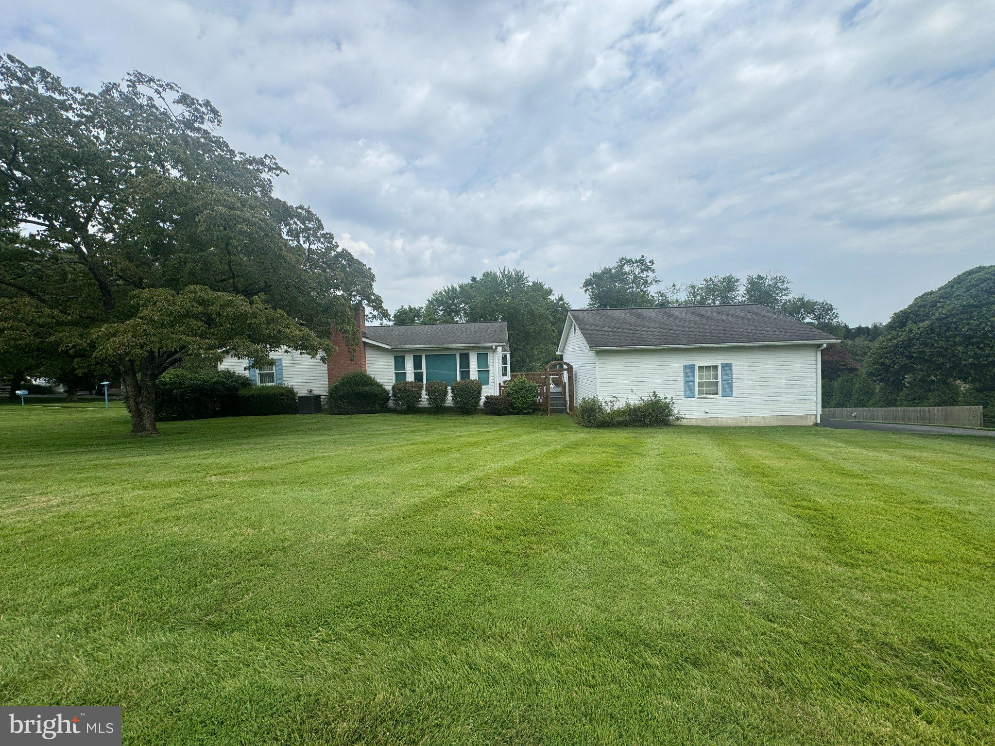 1405 WILDWOOD DRIVE