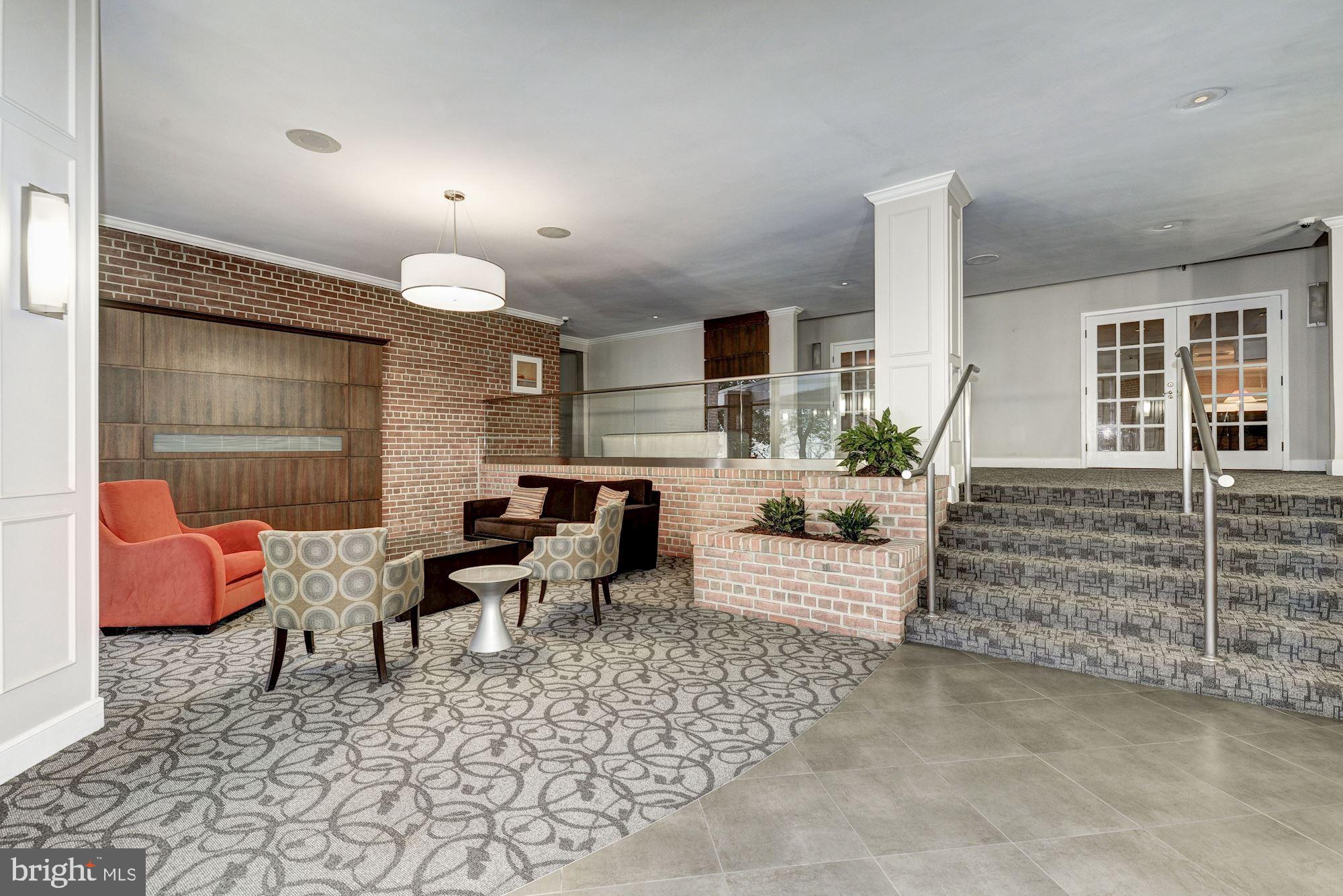 CARDINAL HOUSE - Residential