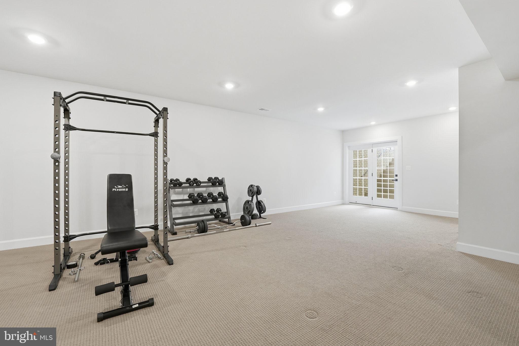 VIRGINIA CROSSING - Residential