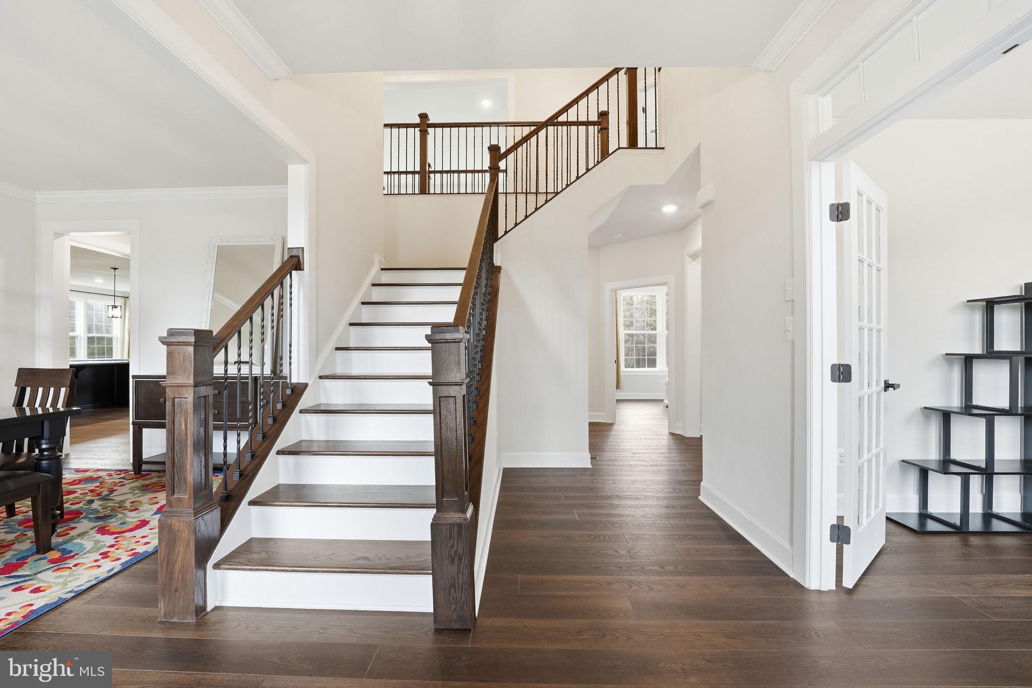 VIRGINIA CROSSING - Residential