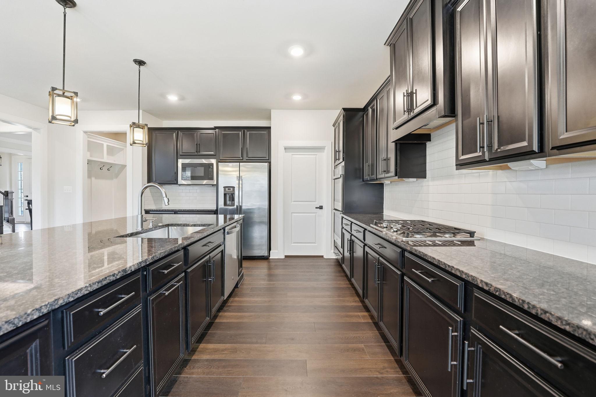 VIRGINIA CROSSING - Residential