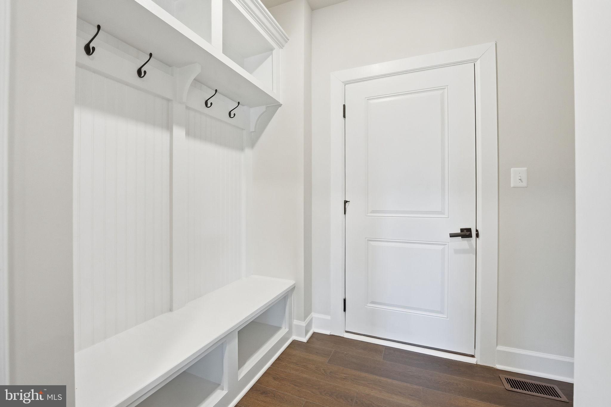 VIRGINIA CROSSING - Residential