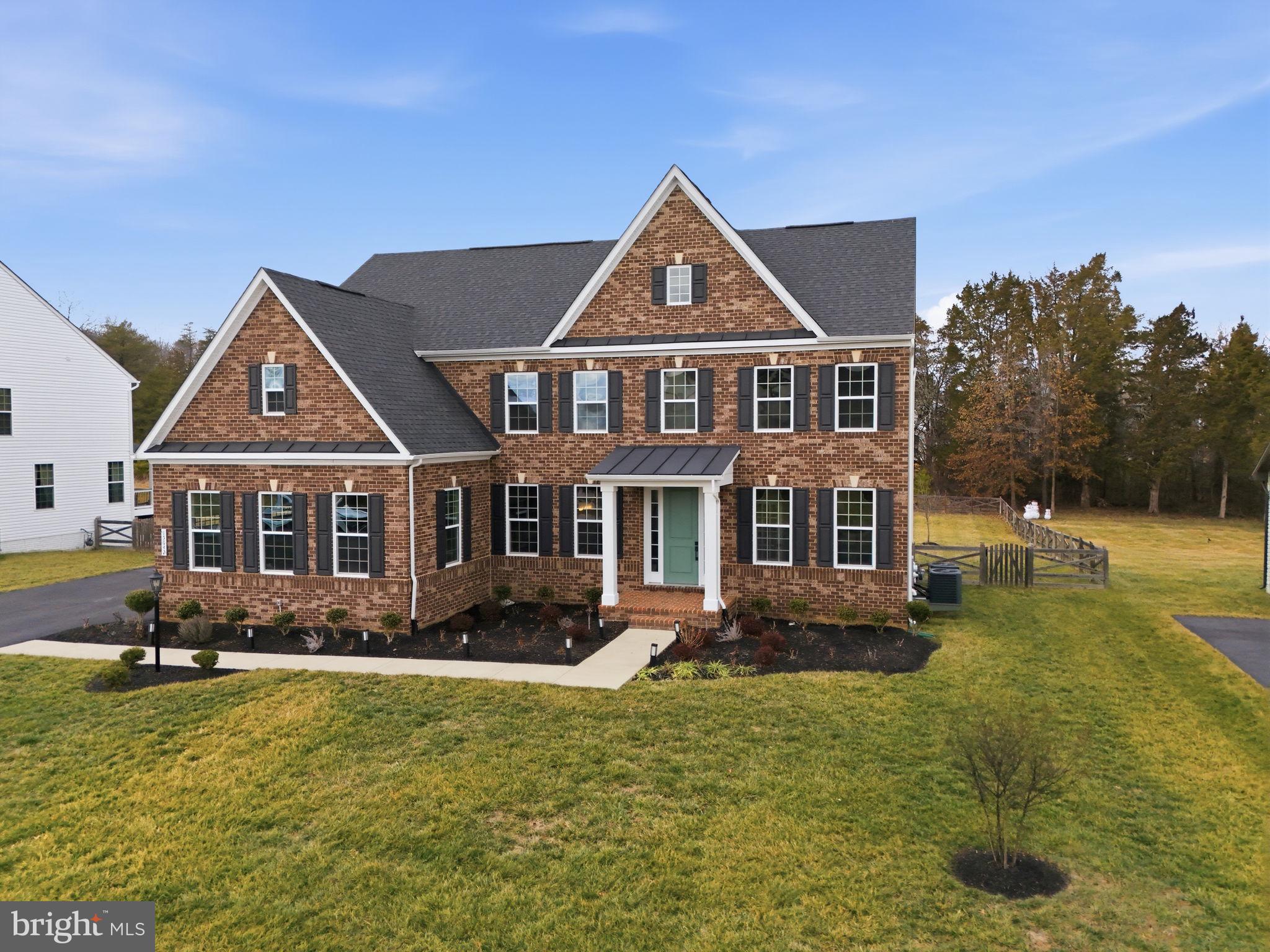 VIRGINIA CROSSING - Residential