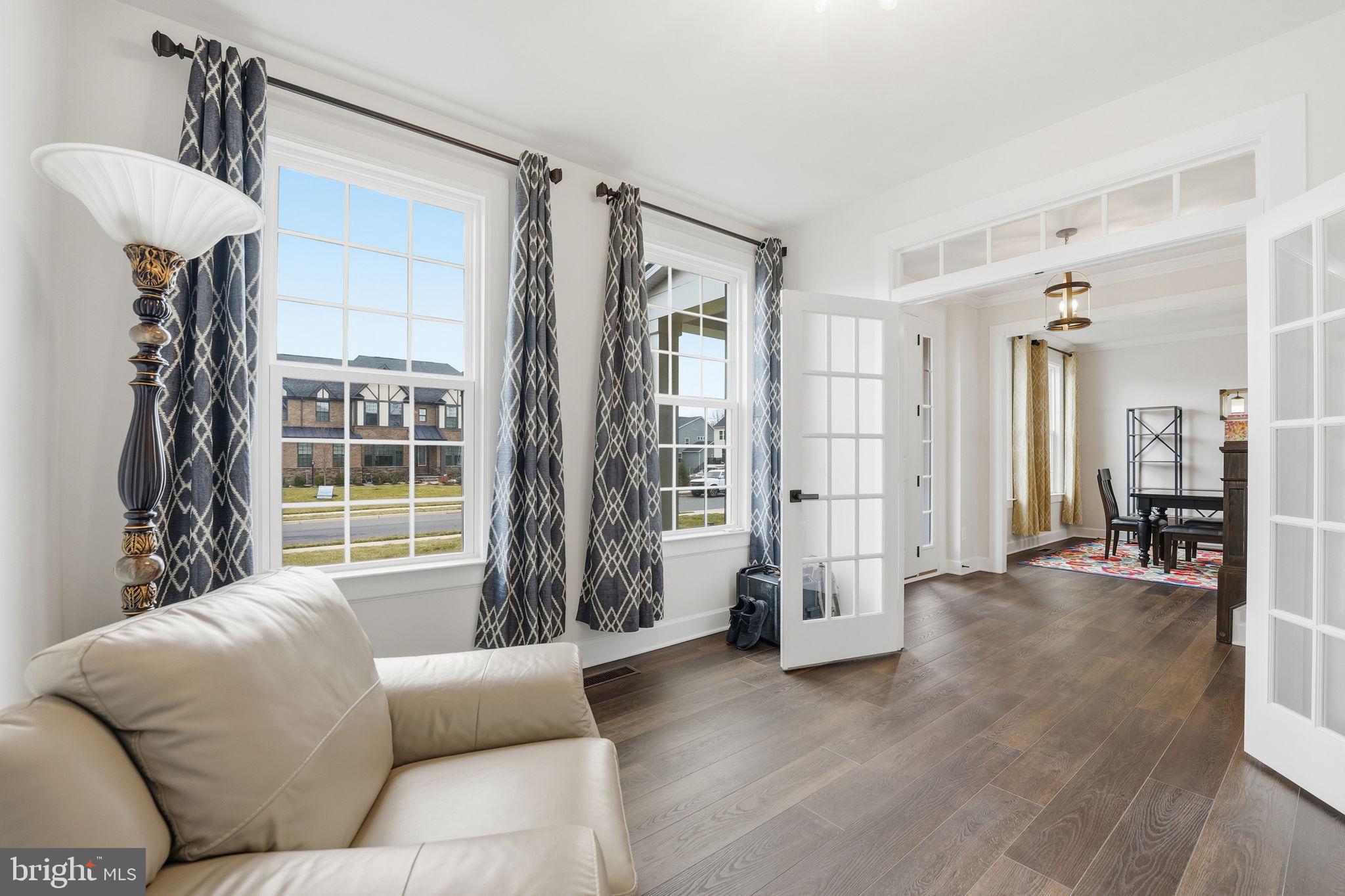 VIRGINIA CROSSING - Residential