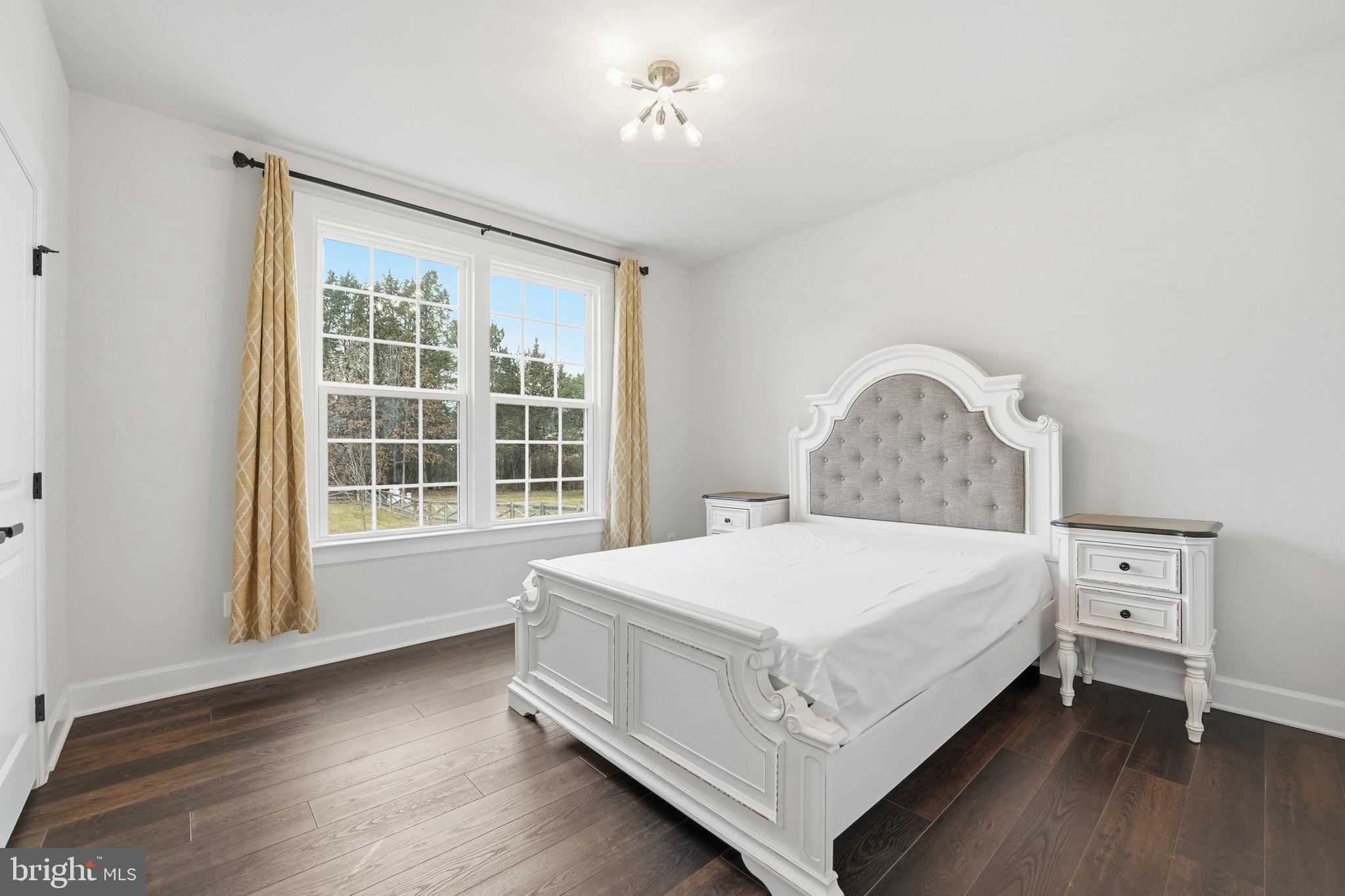 VIRGINIA CROSSING - Residential