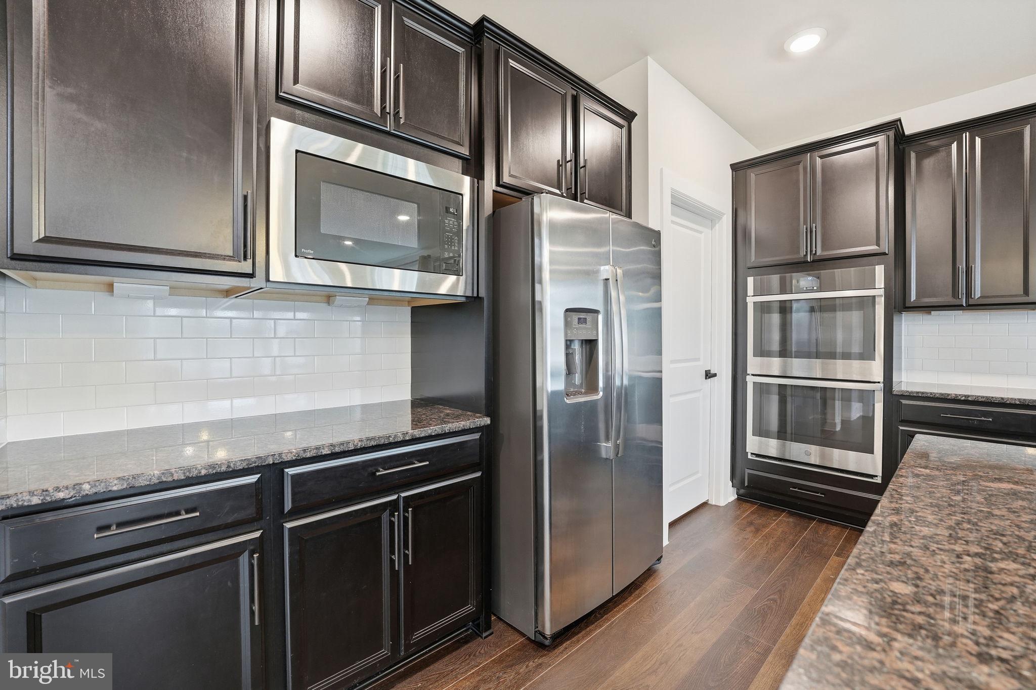 VIRGINIA CROSSING - Residential