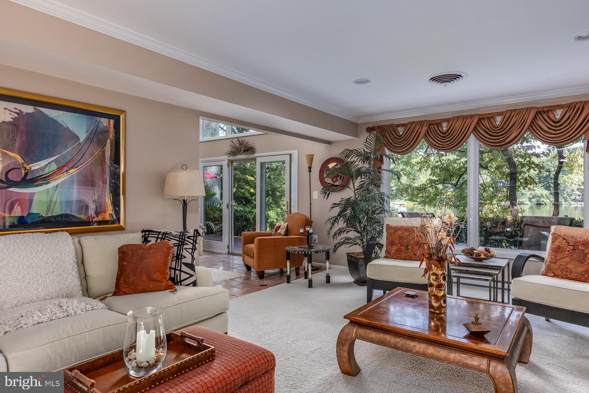 RESTON - Residential