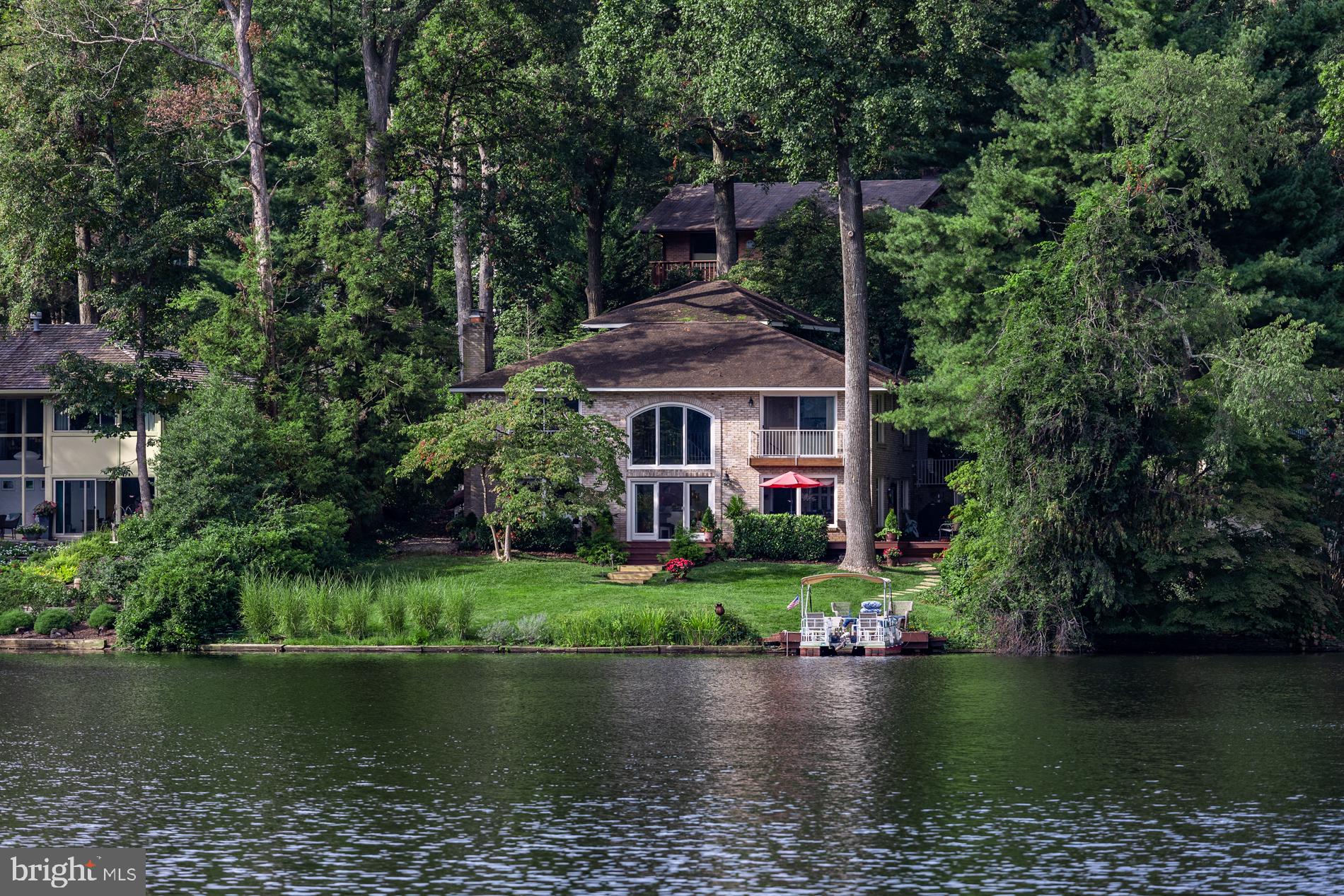 RESTON - Residential