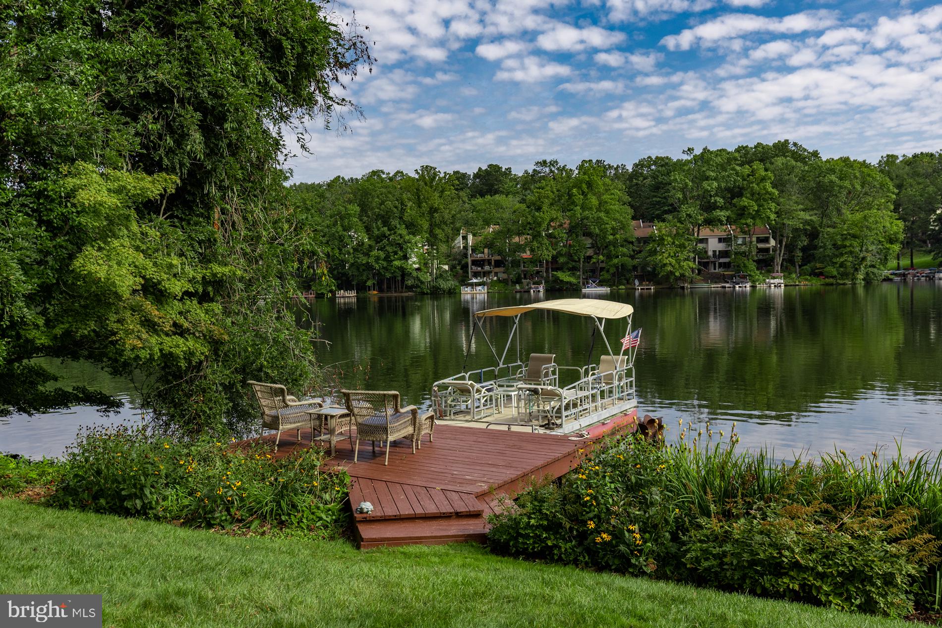 RESTON - Residential