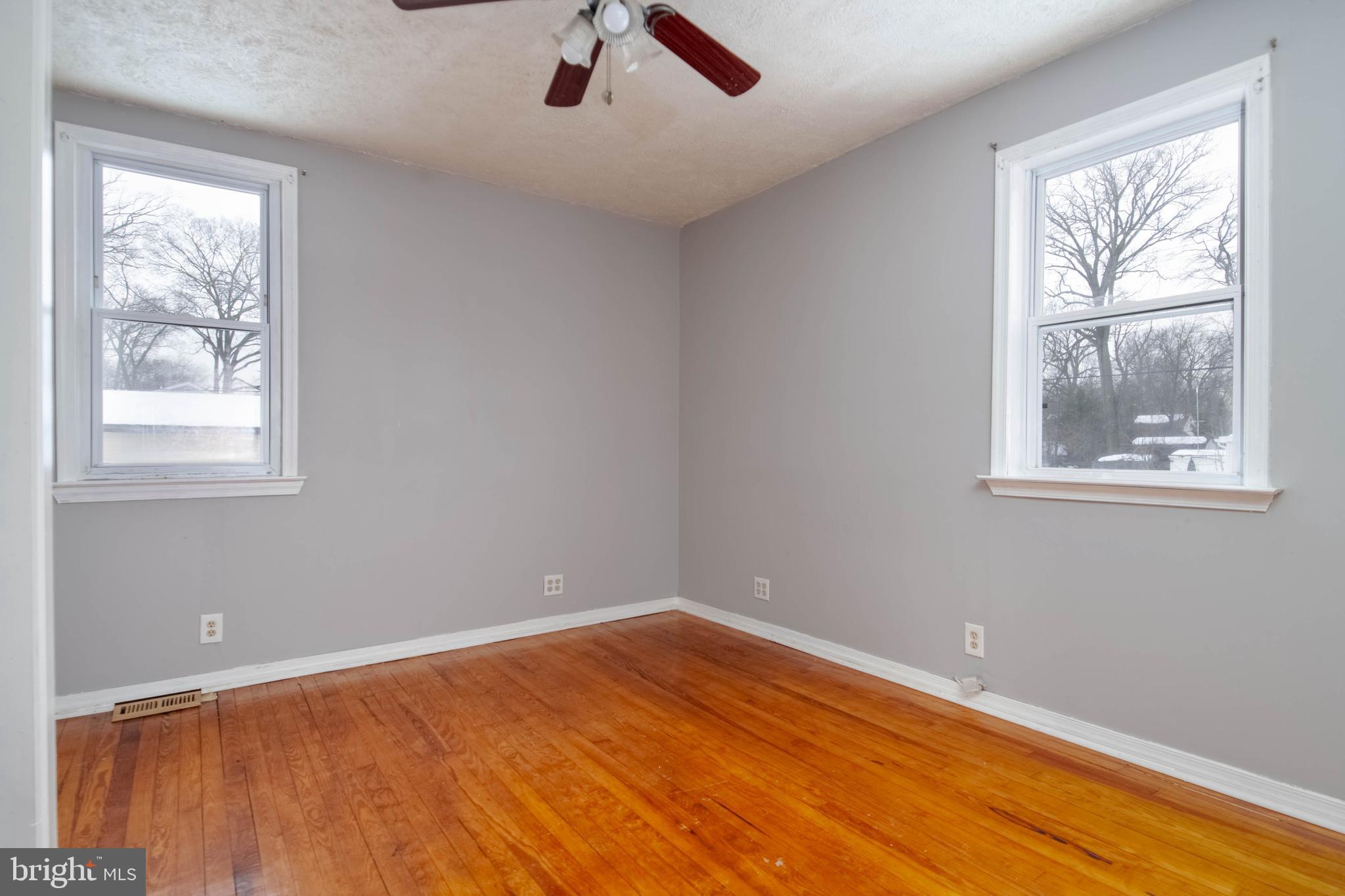 ABERDEEN HILLS - Residential