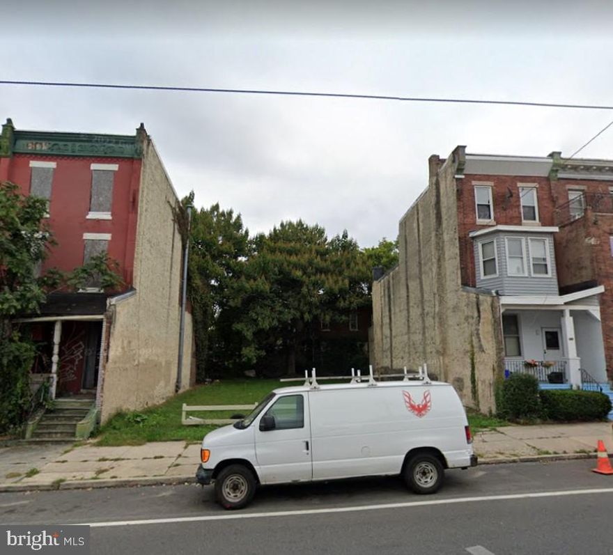 This property is vacant land with original zoning of cmx2 current land use is up to buyer to determine. Preferred use of seller's title company for clearing purposes.