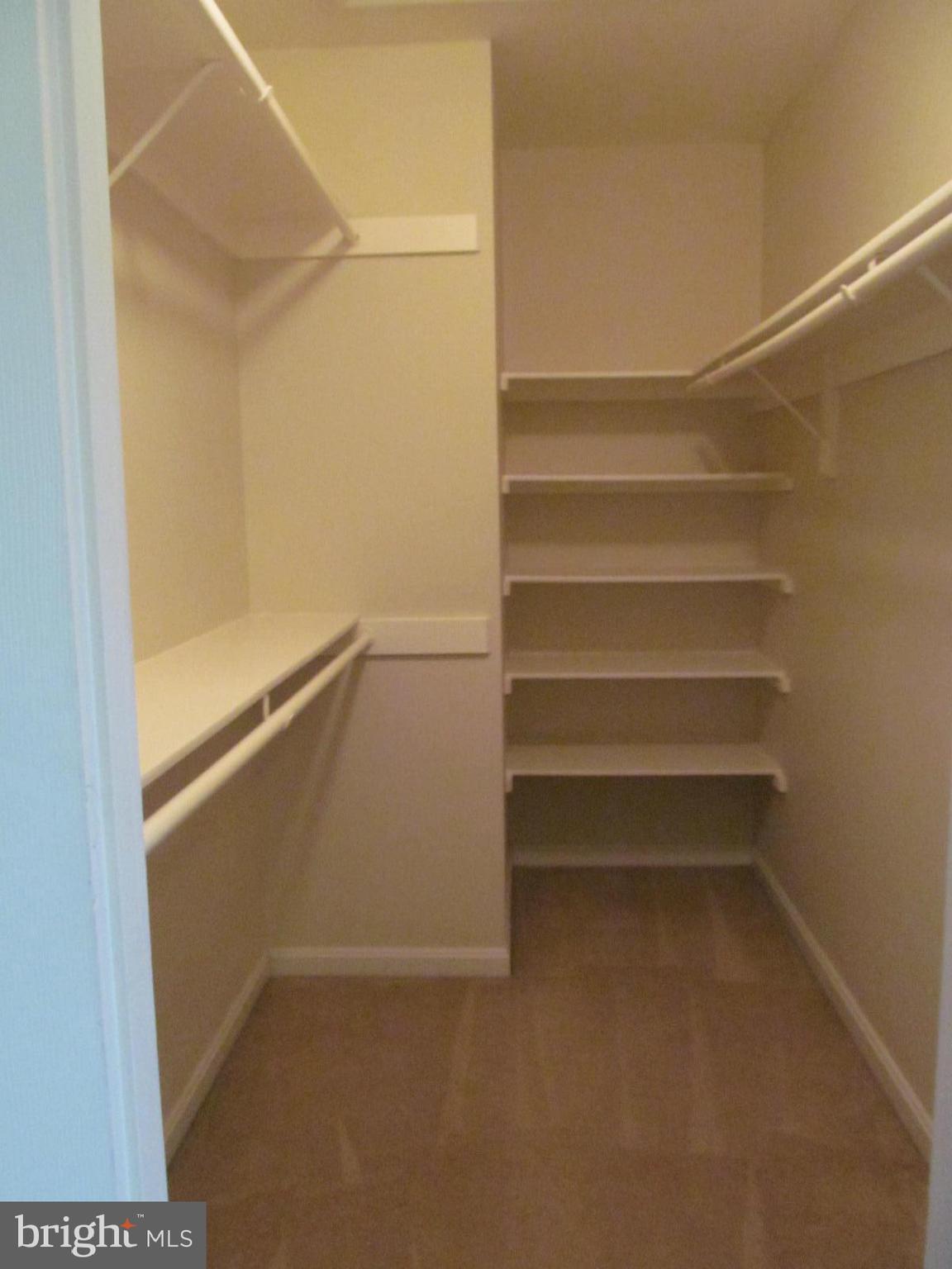 KINGSTOWNE - Residential Lease