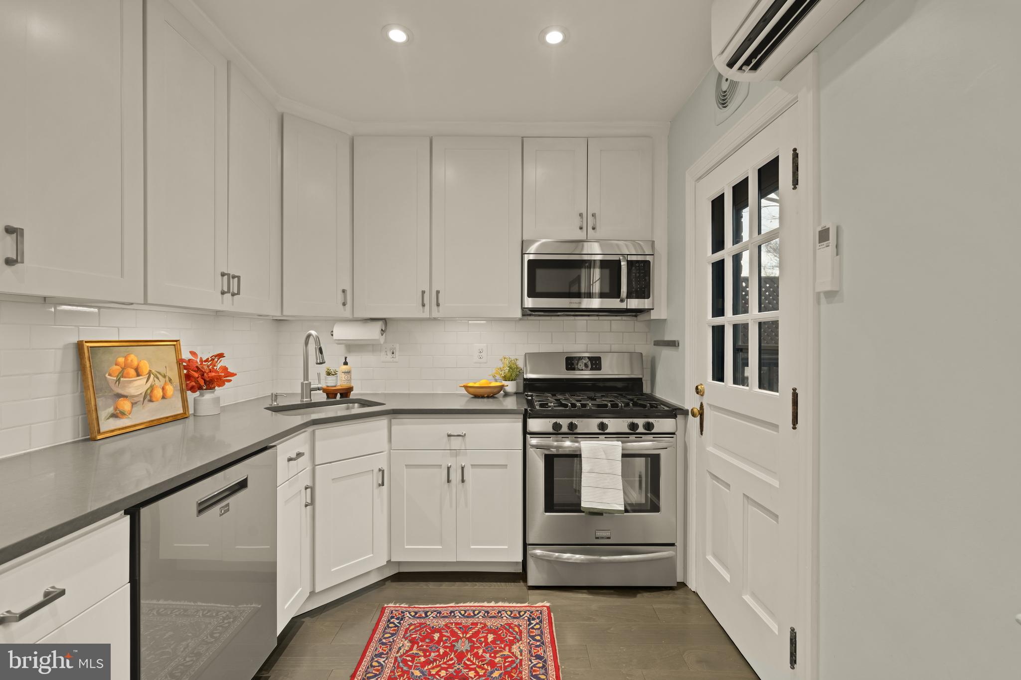 COLUMBIA HEIGHTS - Residential