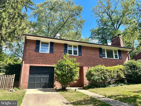 Photo of 6116 N Morgan Street, ALEXANDRIA, VA 22312 (MLS # VAAX2062436)