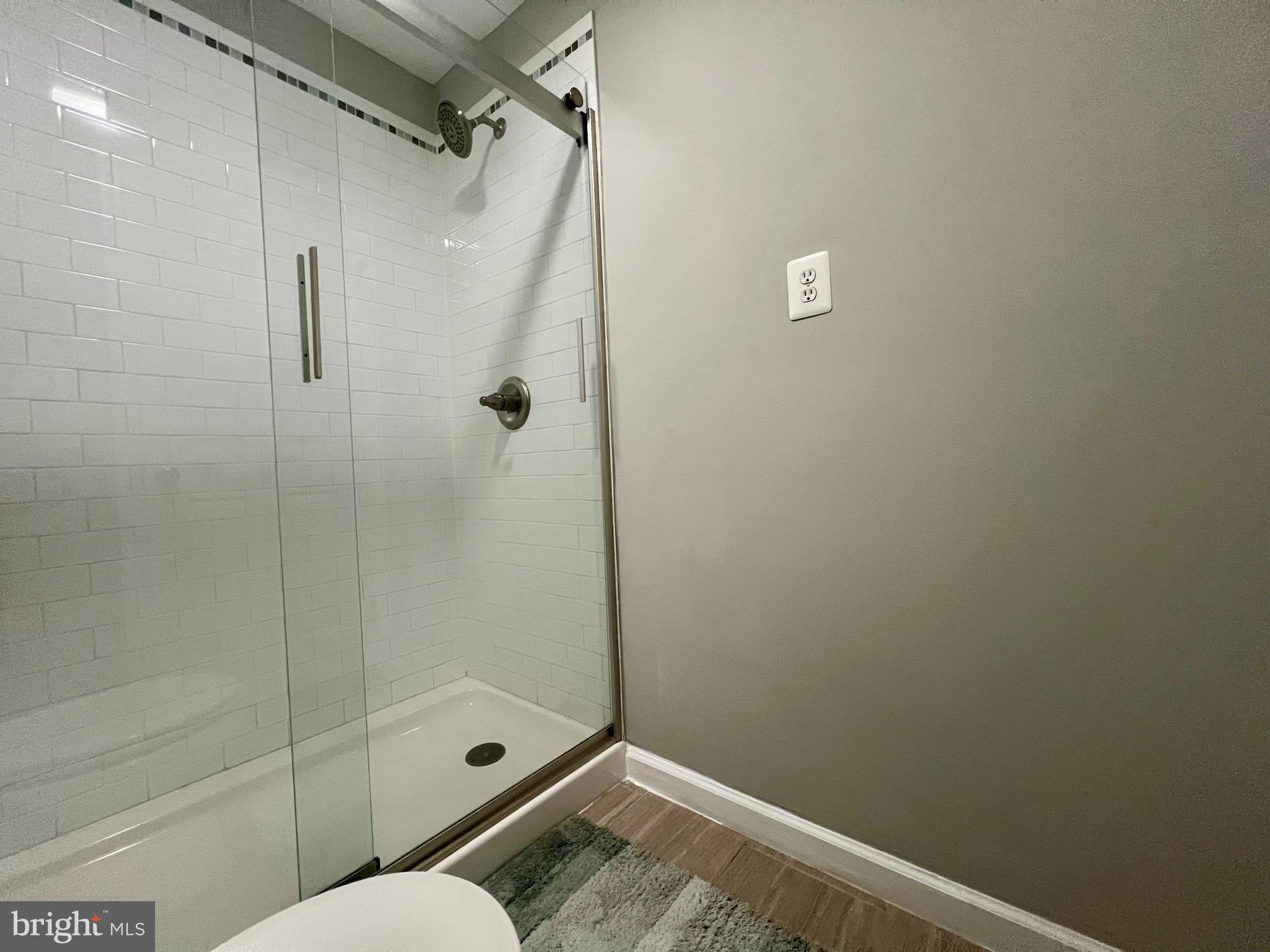 PEMBROOKE - Residential