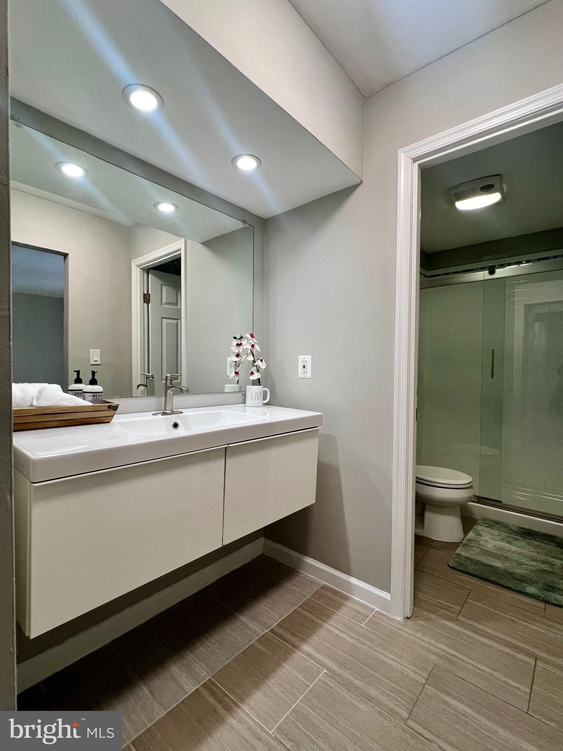 PEMBROOKE - Residential