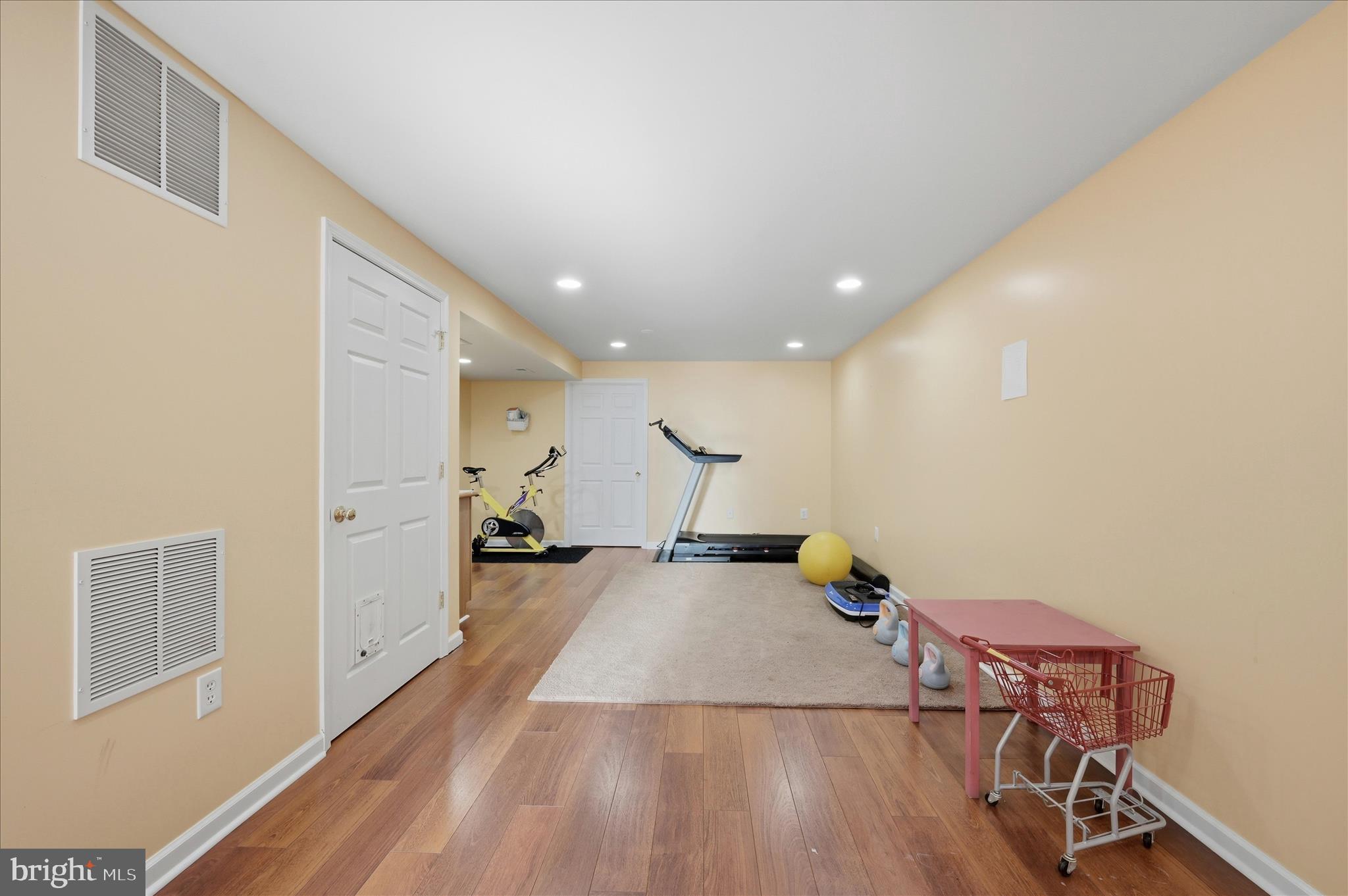 HERMITAGE - Residential