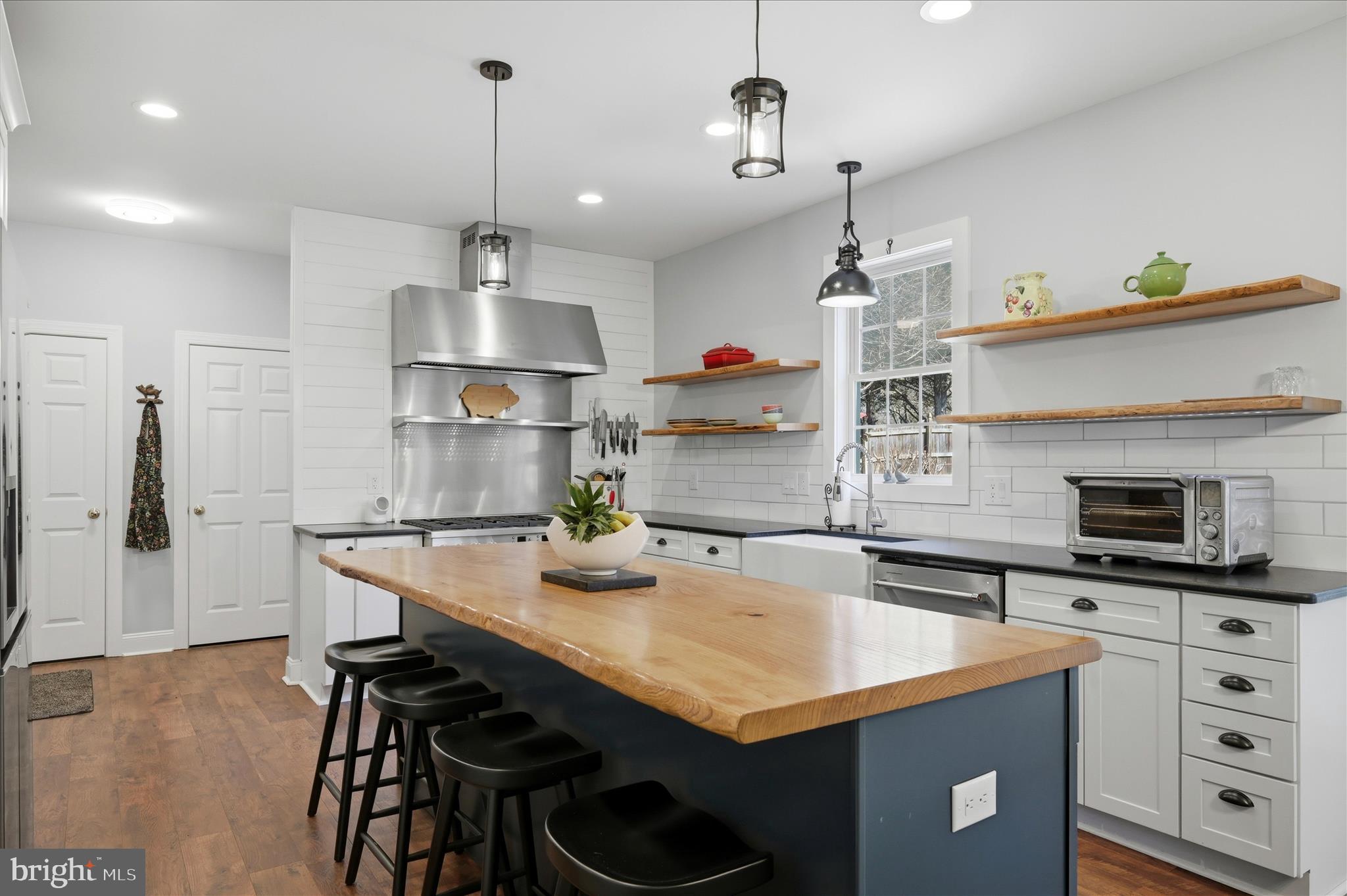 HERMITAGE - Residential