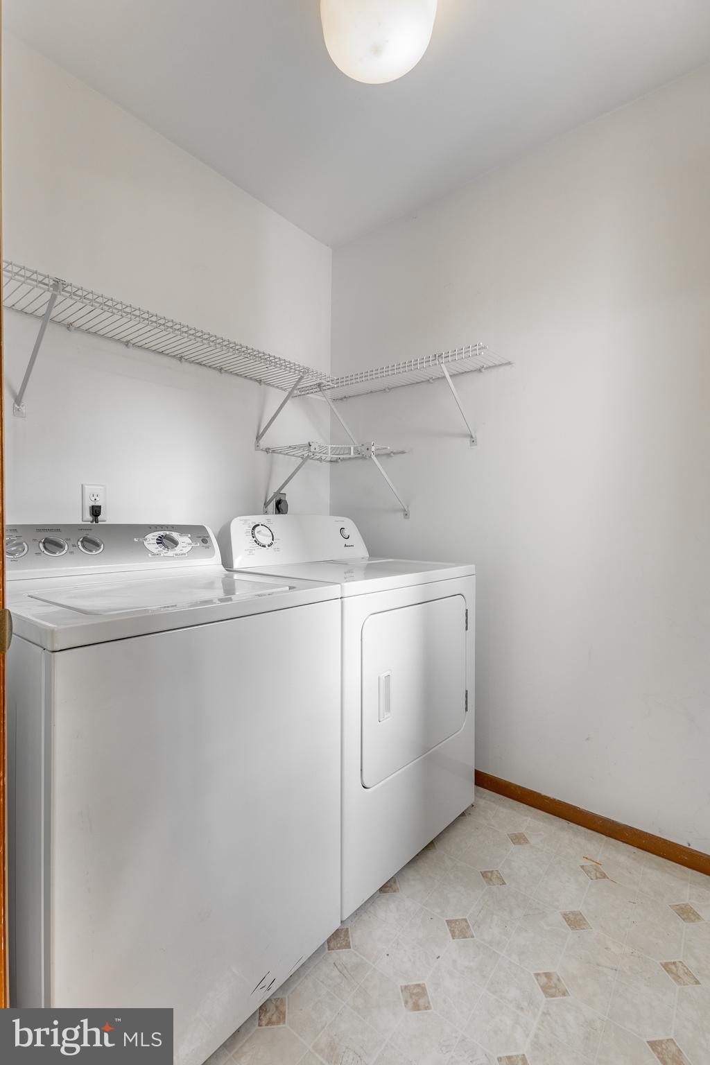 SHAMROCK TOWNHOMES - Residential