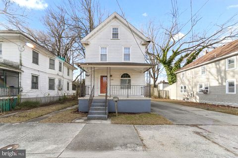 Photo of 136 Denny Avenue, PENNS GROVE, NJ 08069 (MLS # NJSA2017540)