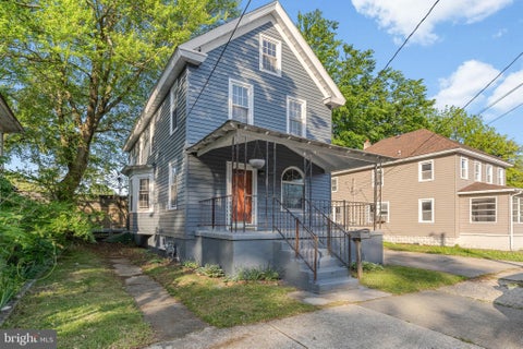 Homes For Sale - 136 Denny Avenue<br/> PENNS GROVE, NJ 08069