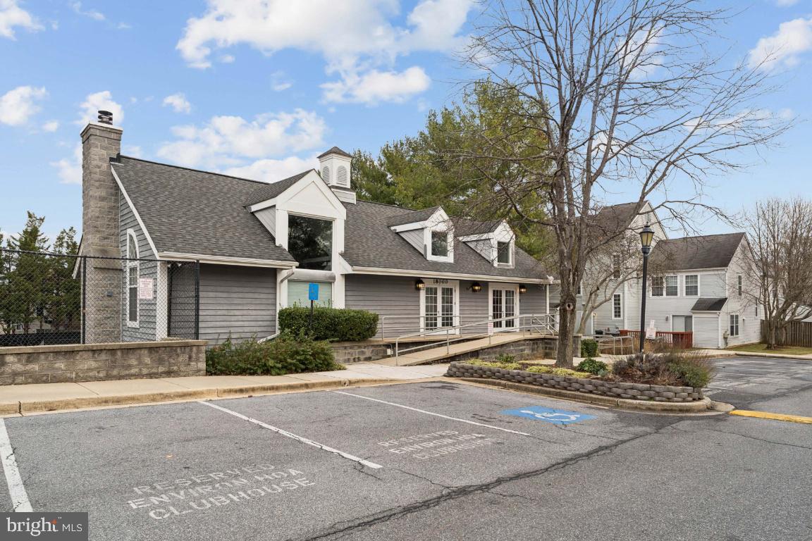 FAIR HILL FARM - Residential