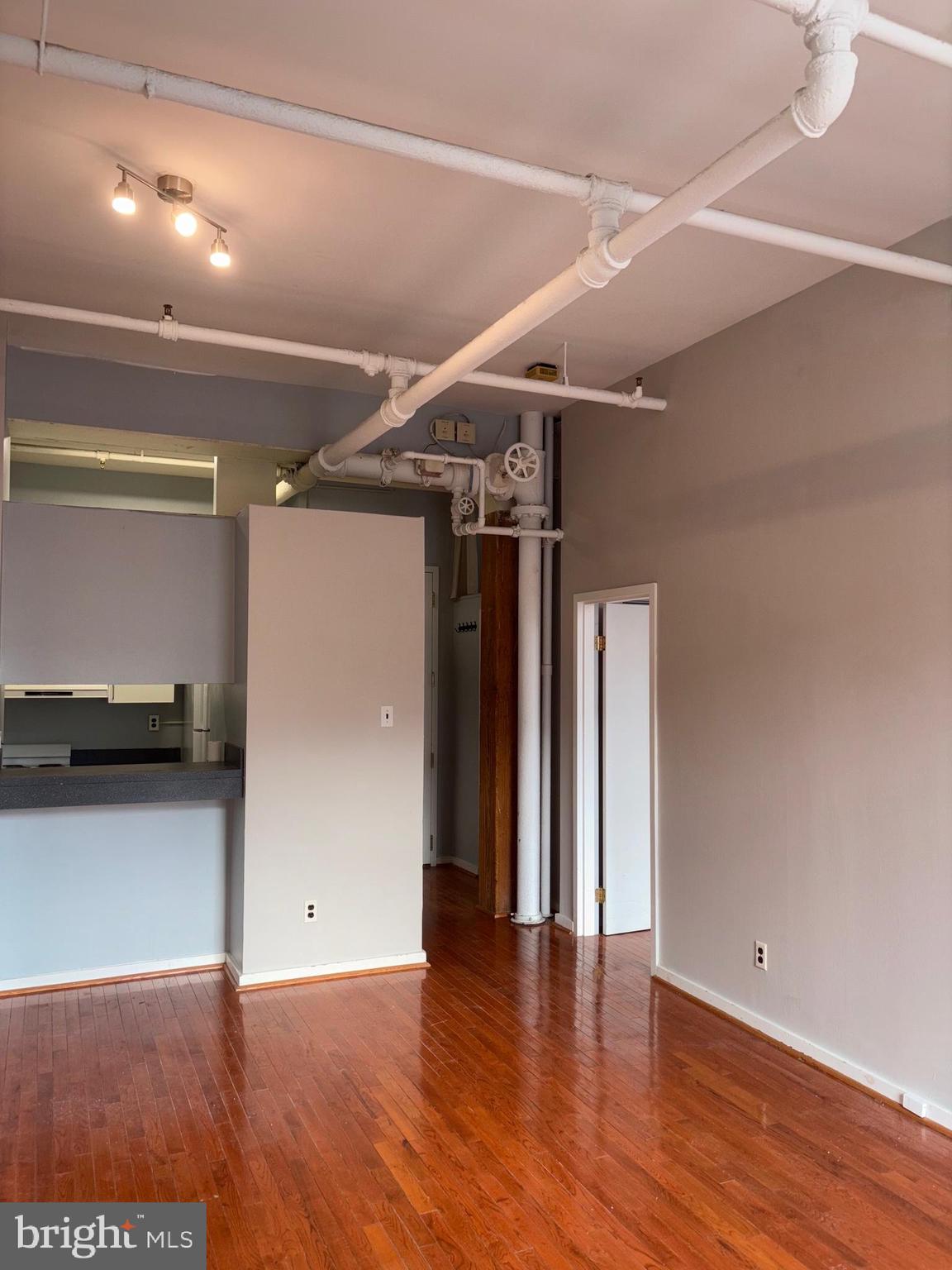 CHINATOWN - Residential