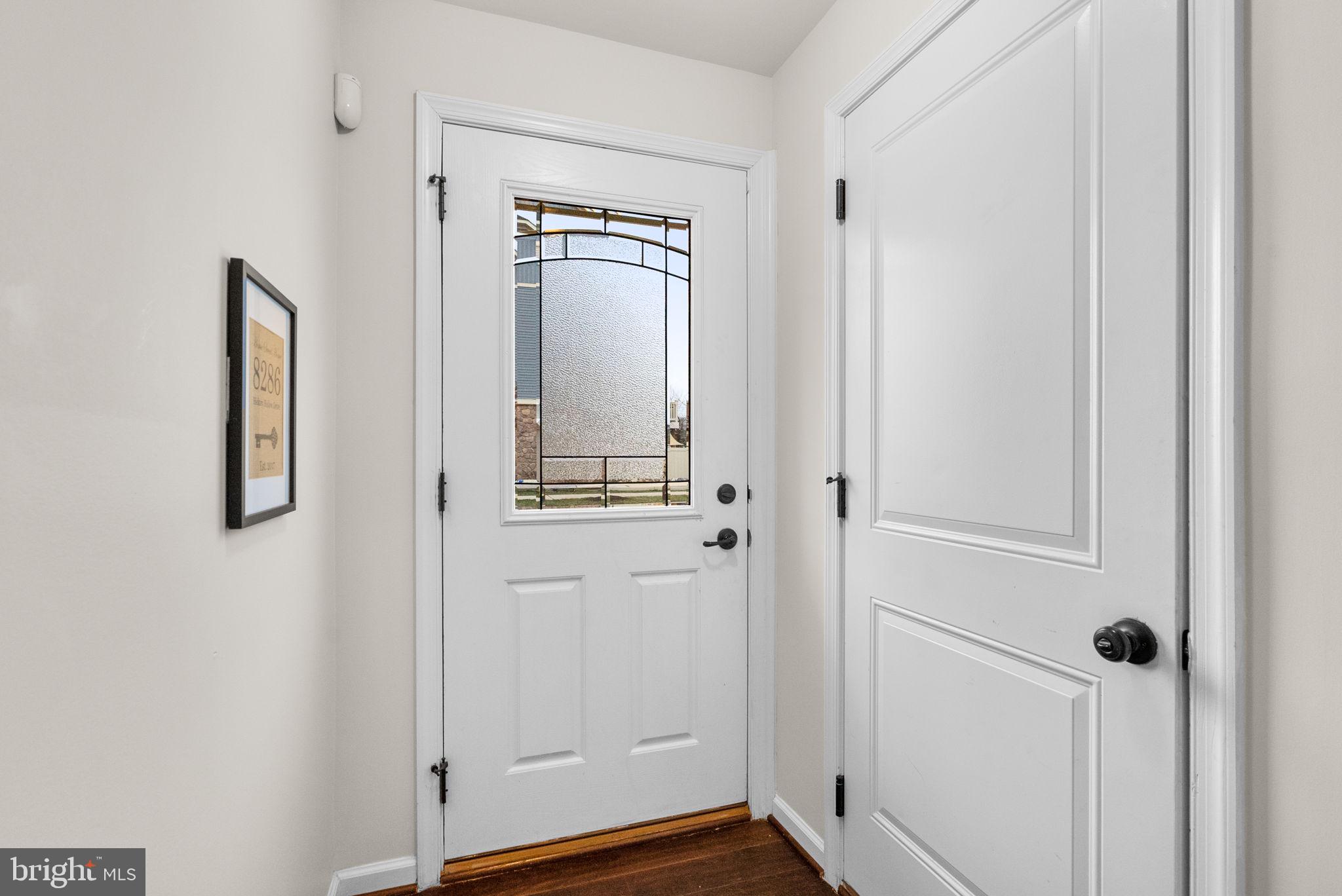 8286 HICKORY HOLLOW DRIVE