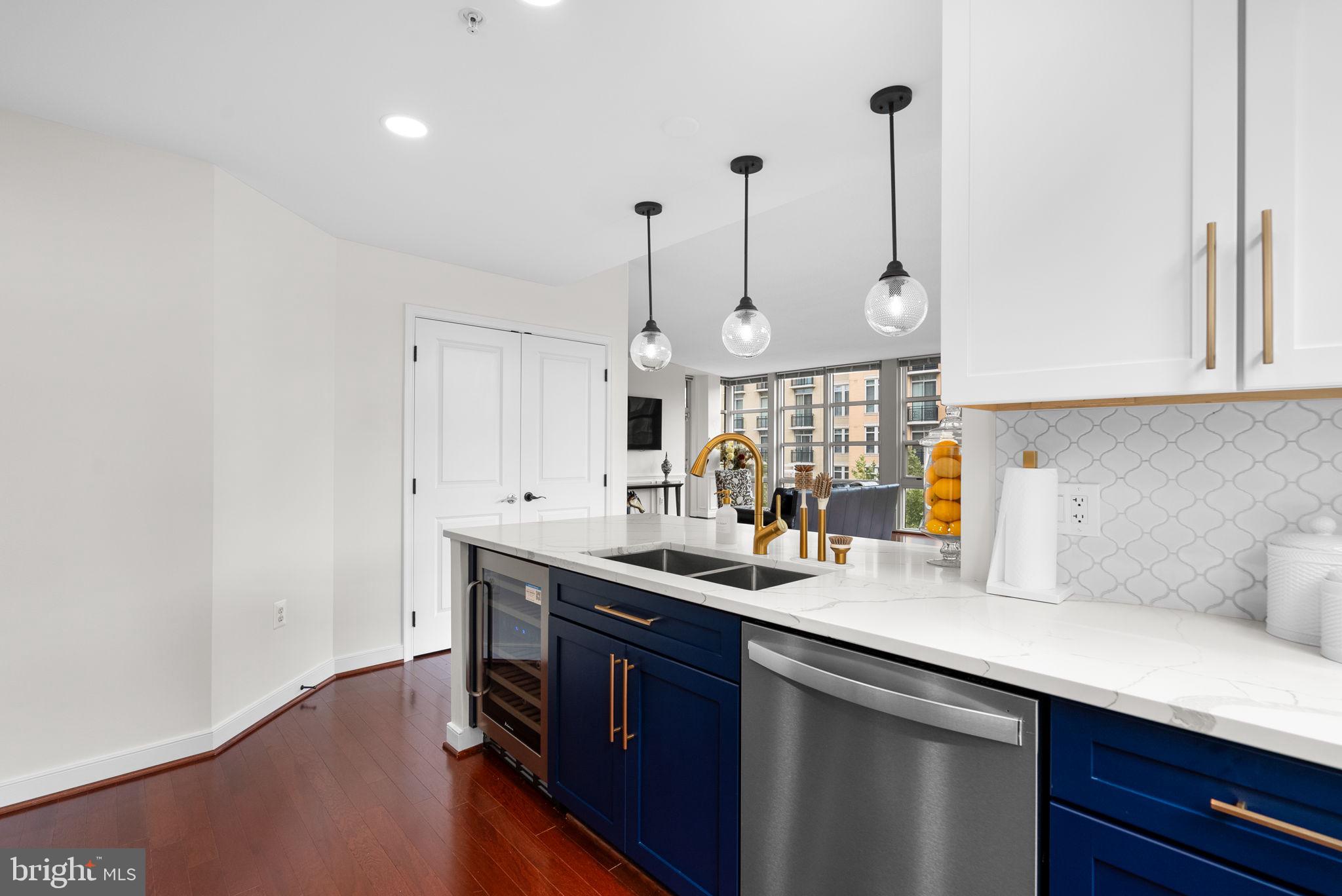 FLEET STREET CONDOMINIUMS - Residential