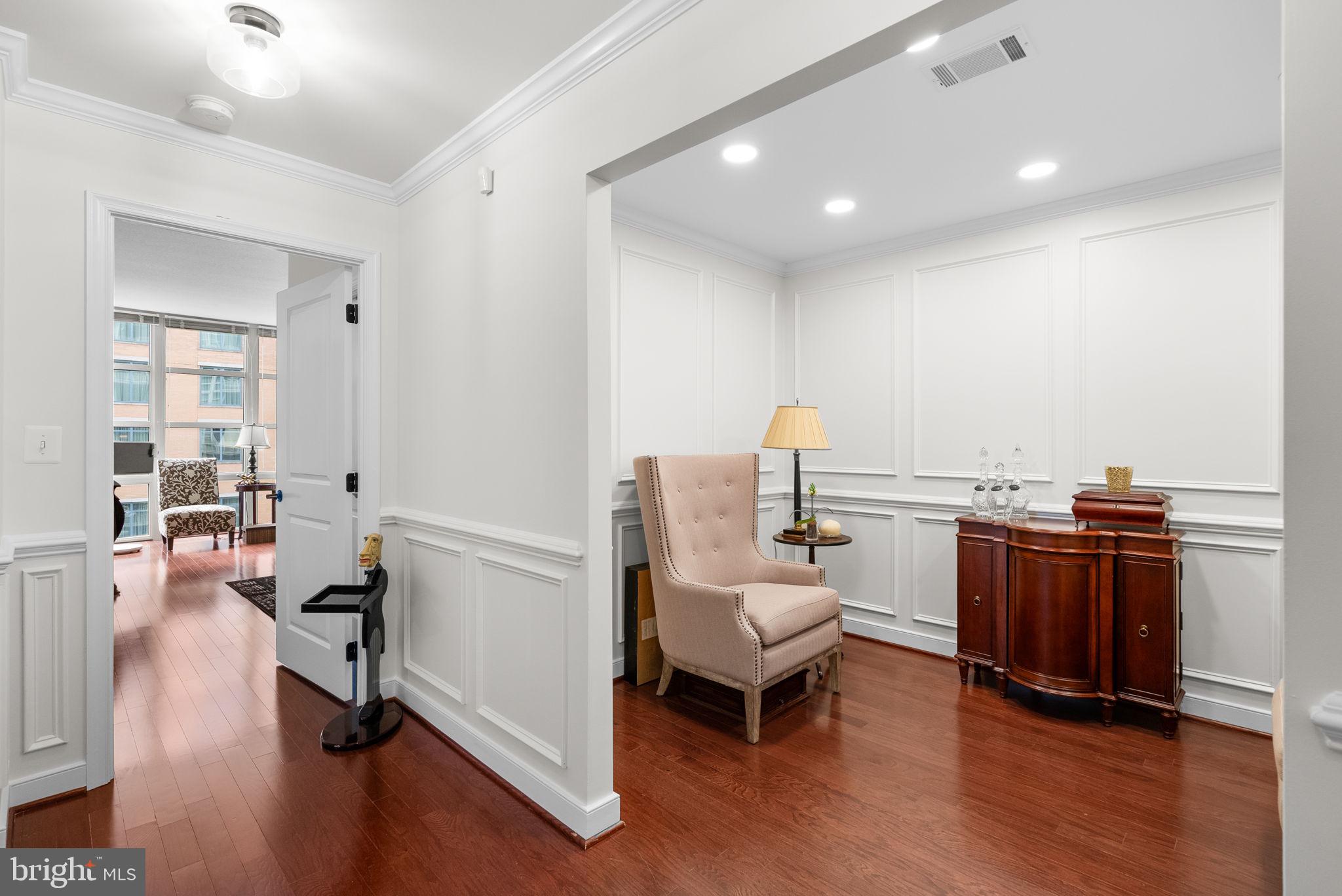 FLEET STREET CONDOMINIUMS - Residential