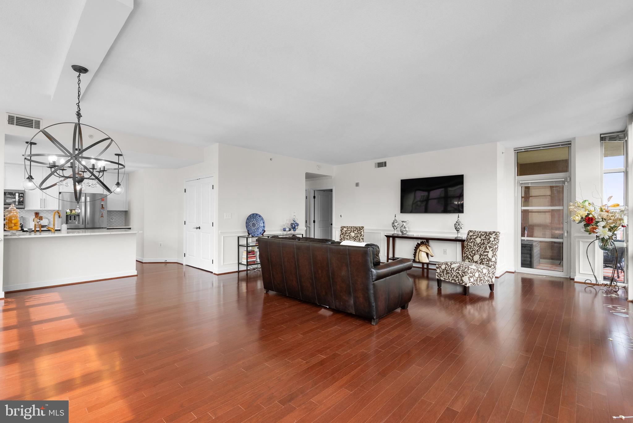 FLEET STREET CONDOMINIUMS - Residential